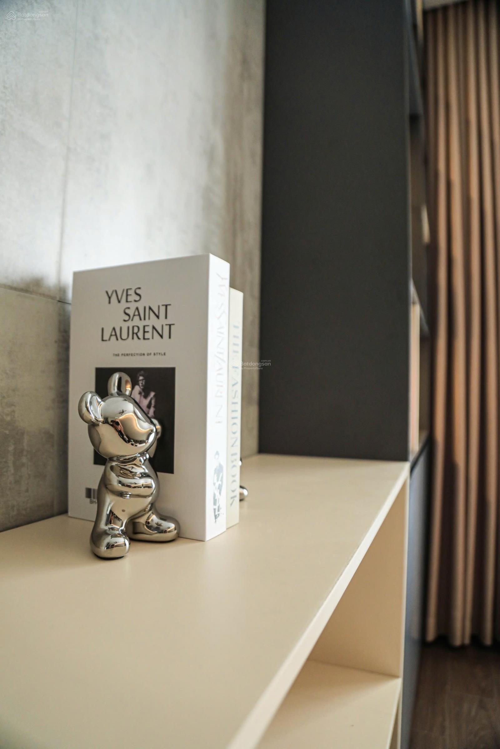 Chính chủ bán nhà phân lô ô tô tránh ngõ 106 Hoàng Quốc Việt - 55m2x5T giá 22.8 tỷ. LH 0888 486 ***