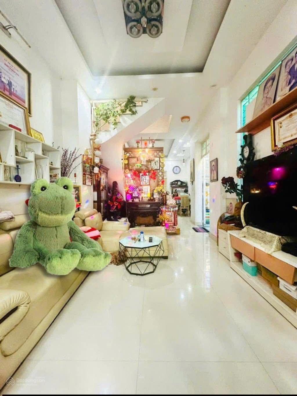 7tỷ thương lượng chính chủ bán nhà mặt tiền nội xe hơi phường 4 Q8 cũ nay là phường chánh hưng