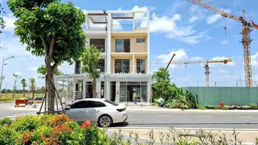 Nhà mặt phố ngay đường Võ Văn Kiệt nối dài. giá chỉ từ 3ty7. thanh toán trả góp.
