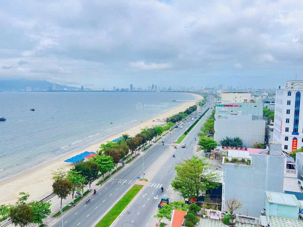 Cặp mặt tiền Nguyễn Tất Thành ngang 10m view biển Cặp mặt tiền Nguyễn Tất Thành ngang 10m view biển