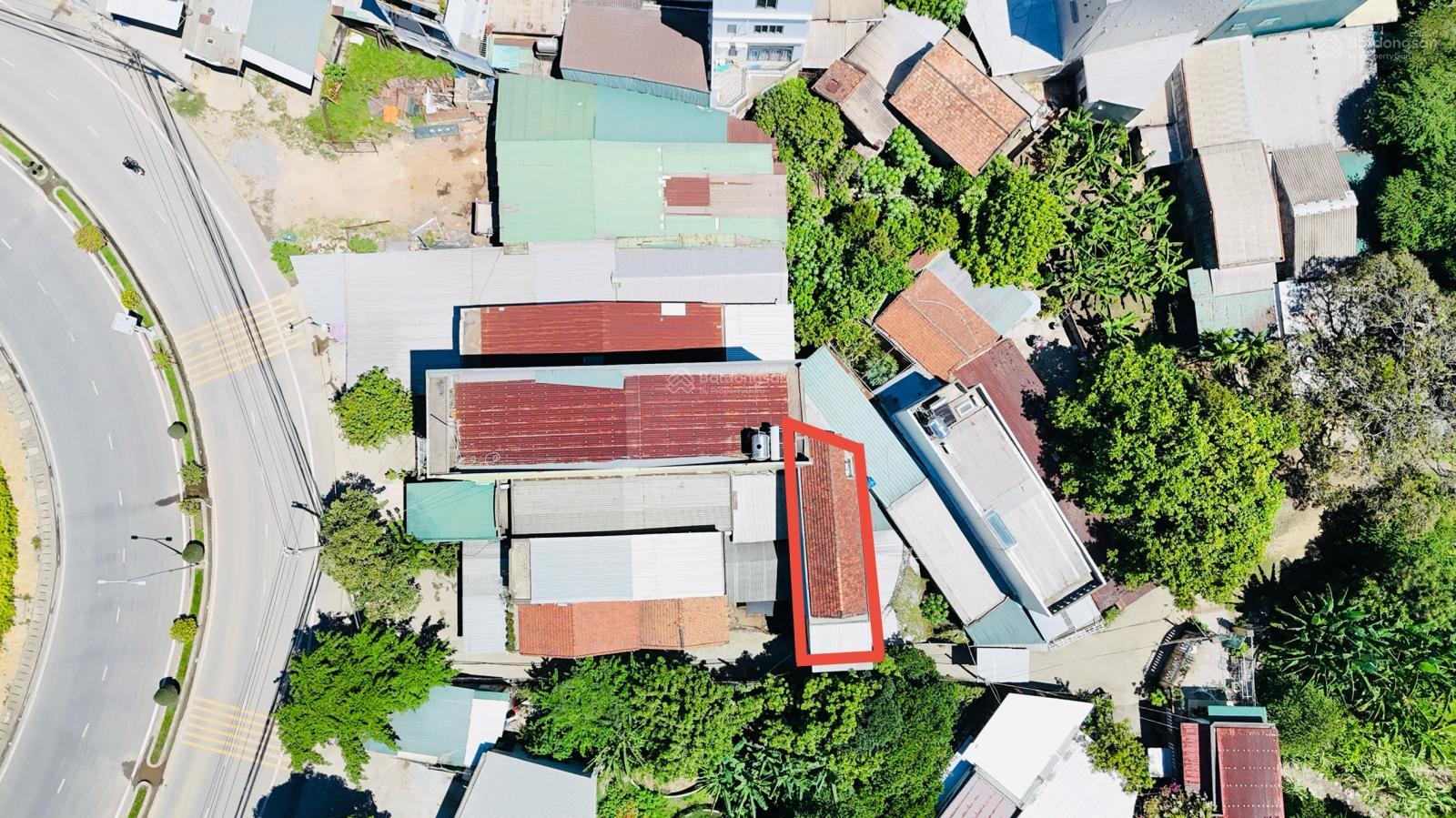 Cần bán căn nhà chính chủ 2 tầng vị trí ngay công viên bên du thuyền đang thi công khá đẹp