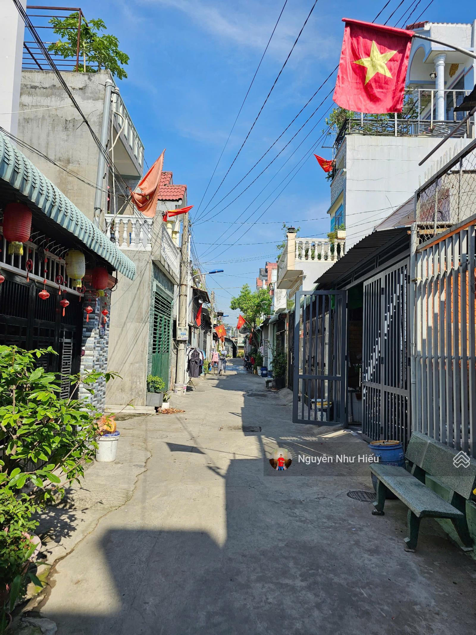 Bán nhà cấp 4 cách đường Nguyễn Văn Tiết 300m P.Lái Thiêu, Tp.Thuận An