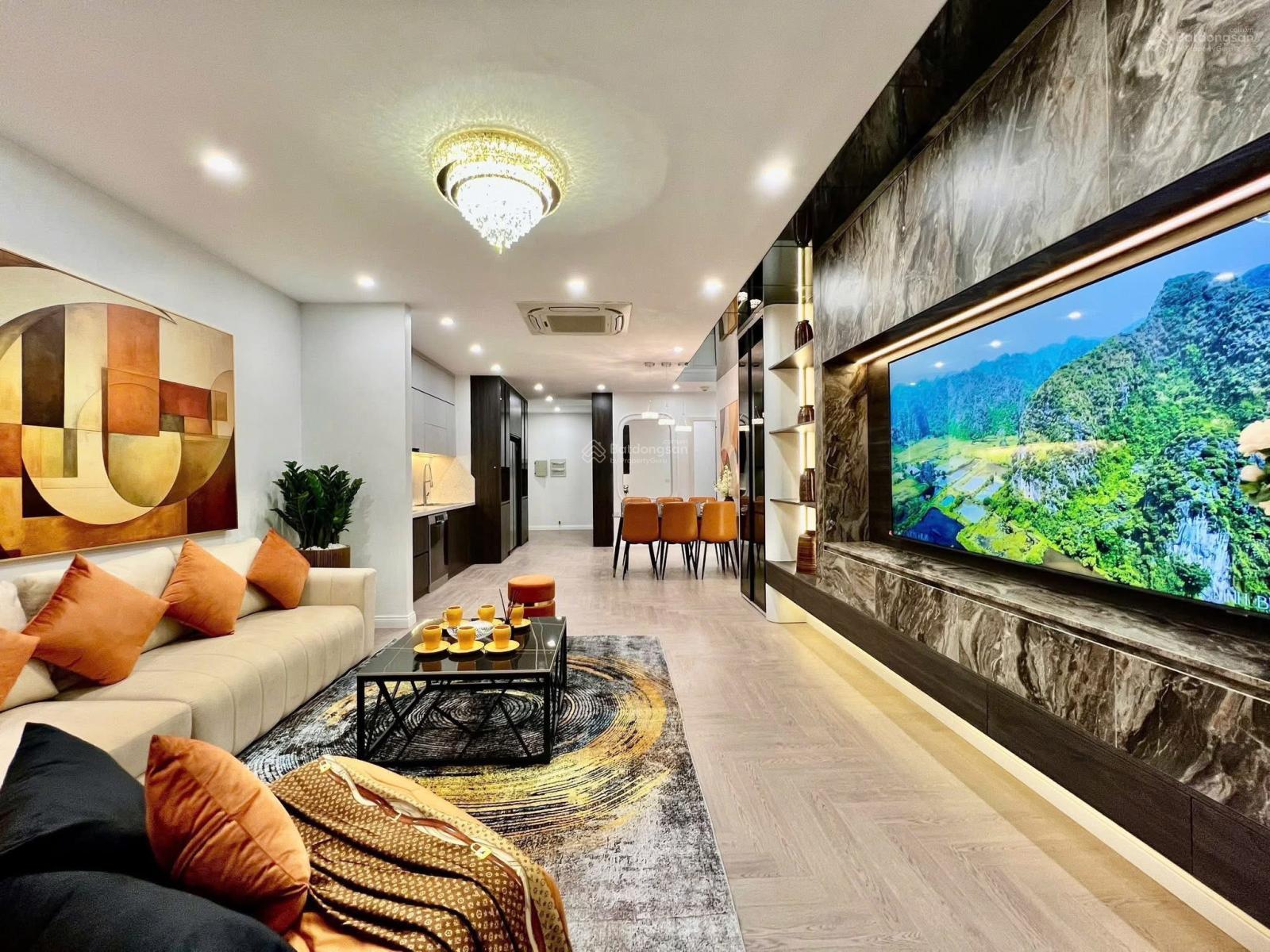 Chính chủ bán căn hoa hậu C14 - Bộ Công An, Tố Hữu, 110m2 3 ngủ ban công Đông Nam, giá bán 7,8 tỷ Chính chủ bán căn hoa hậu C14 - Bộ Công An, Tố Hữu, 110m2 3 ngủ ban công Đông Nam, giá bán 7,8 tỷ