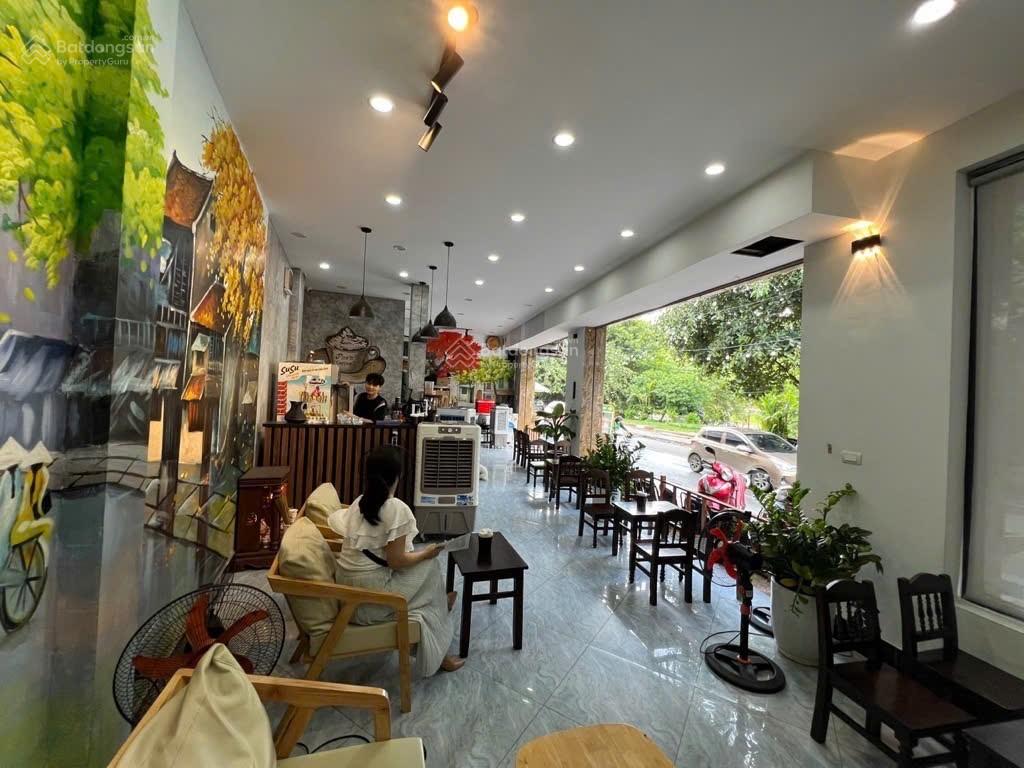 Bán nhà ngõ 193 Trung Kính, lô góc, ô tô tránh, vỉa hè, kinh doanh đỉnh. DT 70m2, giá 33 tỷ