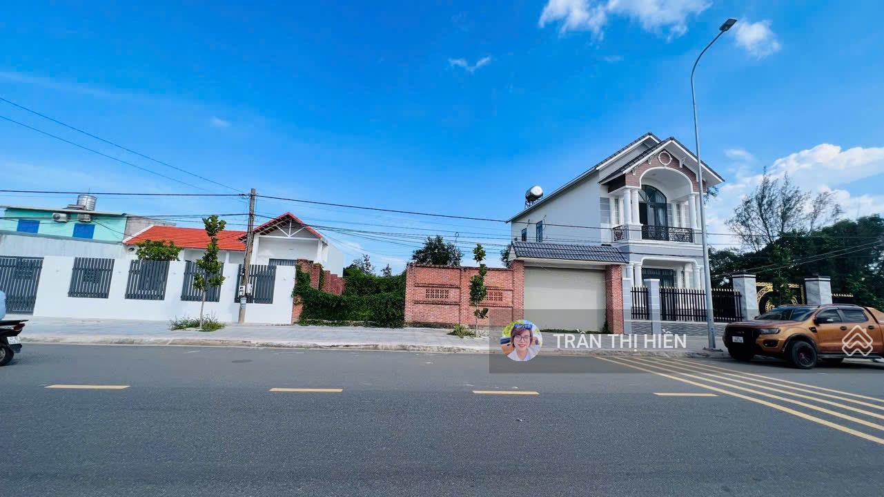 Mặt tiền trục chính đường Hàng Dương - biển Lộc An - xã Phước Hải TP HCM - 15x17,5m