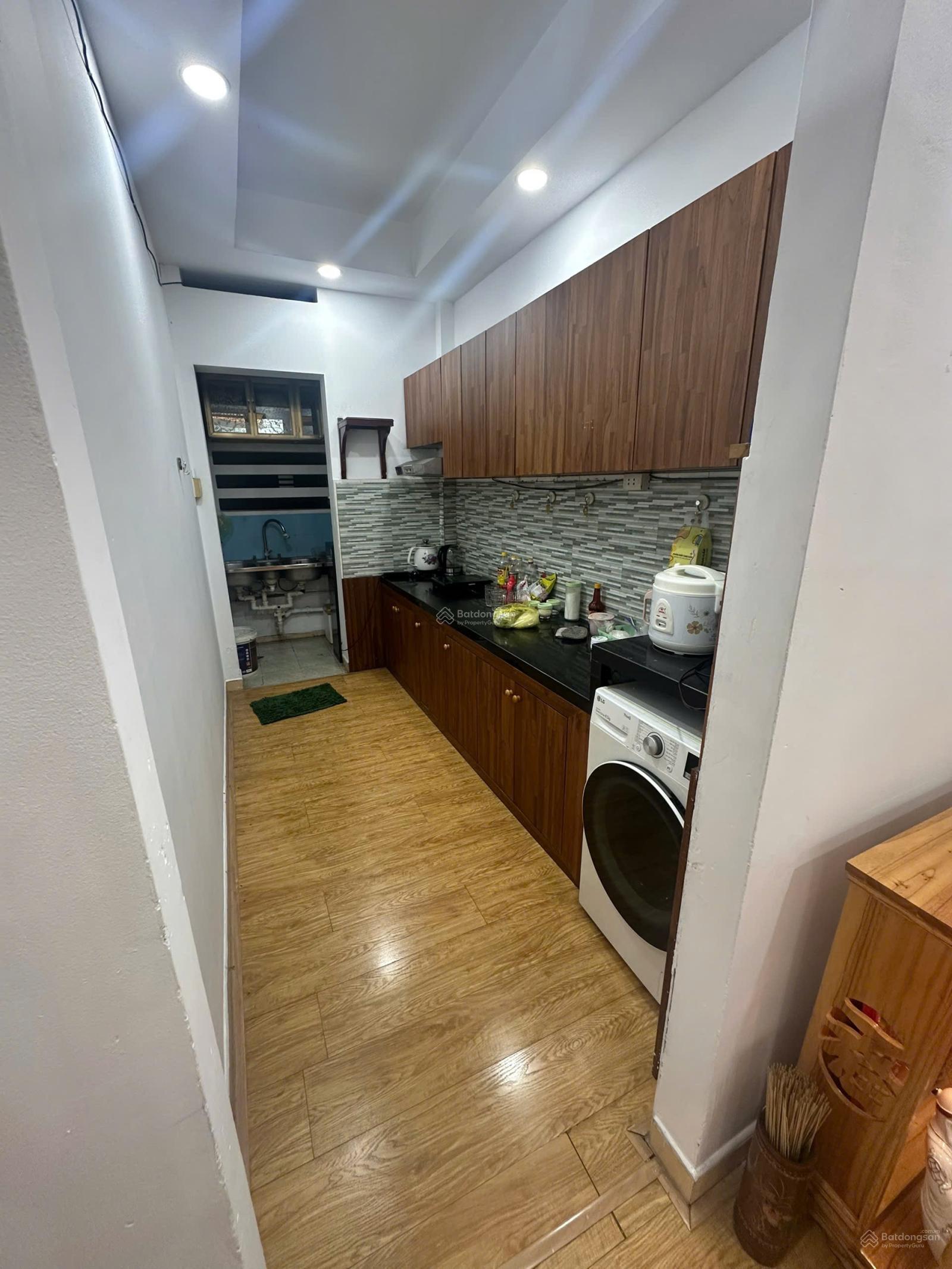 Bán gấp CC Tây Thạnh DT 72m2, 2 tỷ 9 TL 2PN 2WC giáp Aeon Tân Phú Bán gấp CC Tây Thạnh DT 72m2, 2 tỷ 9 TL 2PN 2WC giáp Aeon Tân Phú