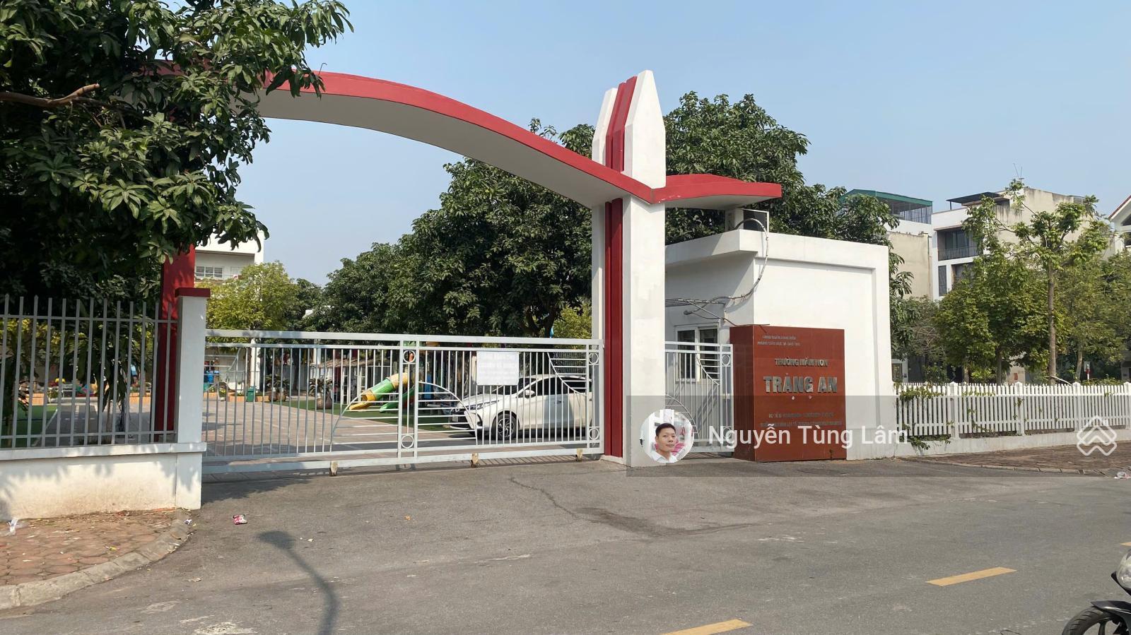 Siêu hiếm: Đất tái định cư Giang Biên 90m2 lô góc 2 mặt đường chỉ 19.8 tỷ Siêu hiếm: Đất tái định cư Giang Biên 90m2 lô góc 2 mặt đường chỉ 19.8 tỷ