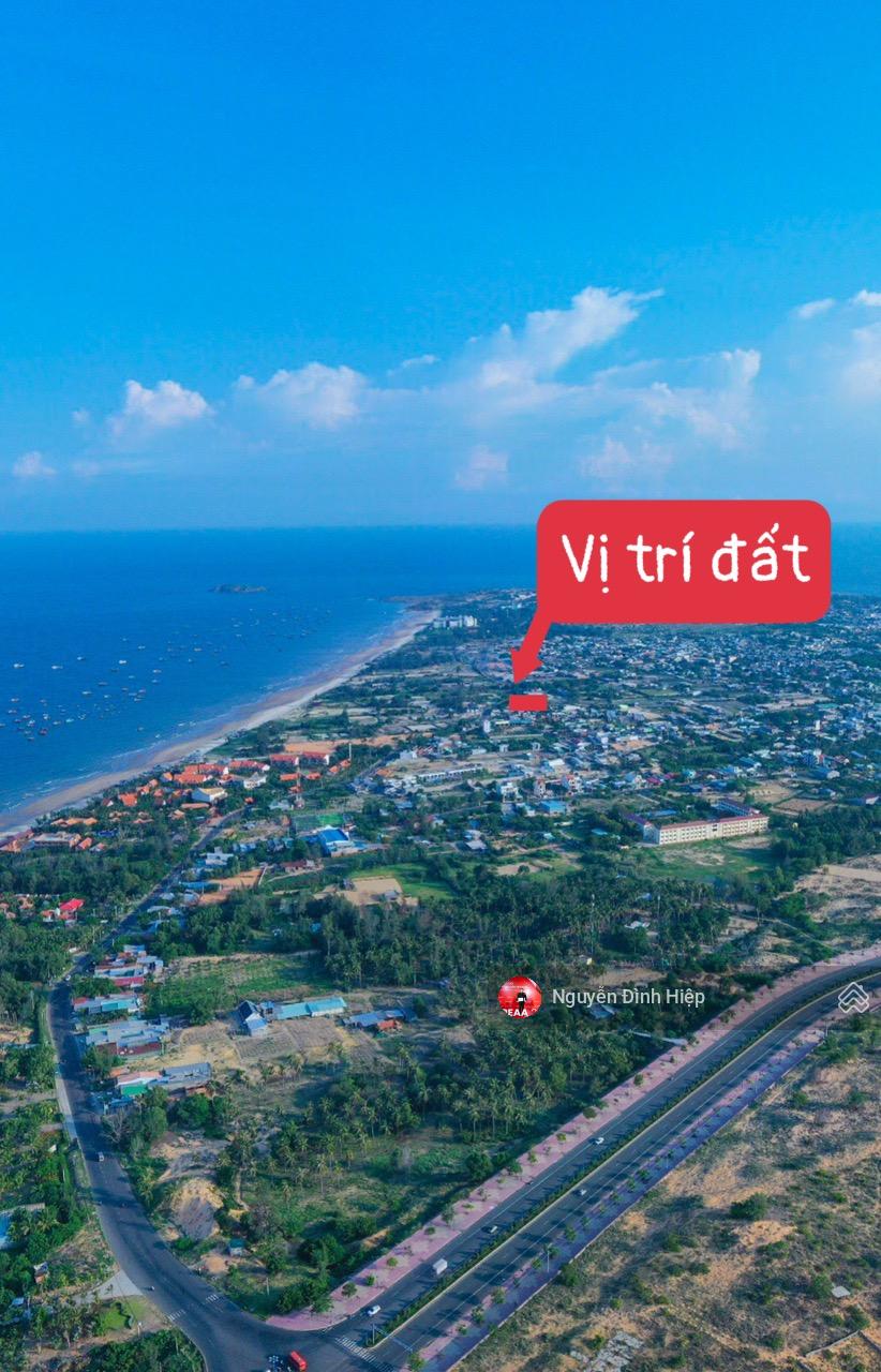 Chính chủ bán 1545m2 mặt tiền Chế Lan Viên, Mũi Né cạnh biển giá tốt
