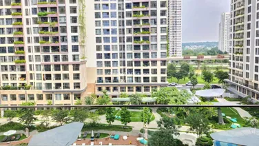 Bán căn góc 2PN tòa E1 view nội khu giá 5 tỷ all in nội thất cơ bản