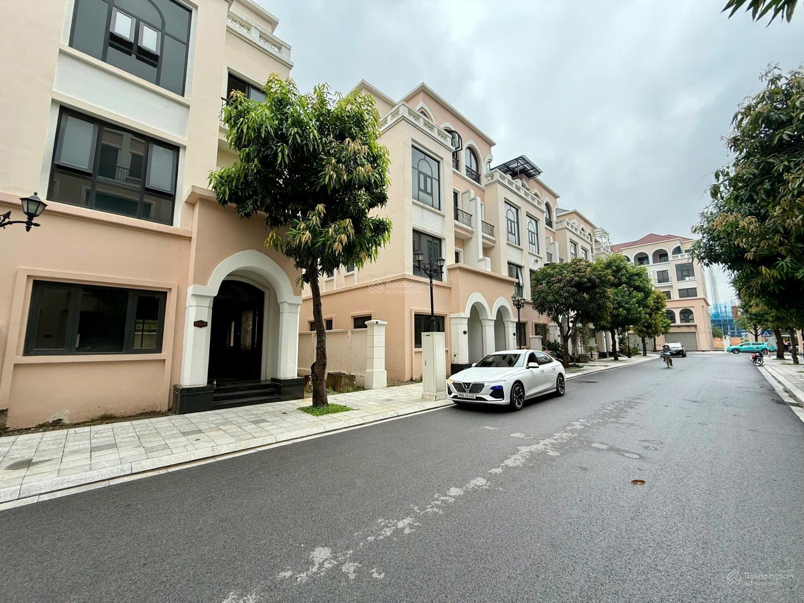 Cho thuê Tòa Nhà phố ngô xuân quảng , trâu quỳ, Gia lâm, Hà nội ,620m2 sàn ,giá 50tr , Cho thuê Tòa Nhà phố ngô xuân quảng , trâu quỳ, Gia lâm, Hà nội ,620m2 sàn ,giá 50tr ,