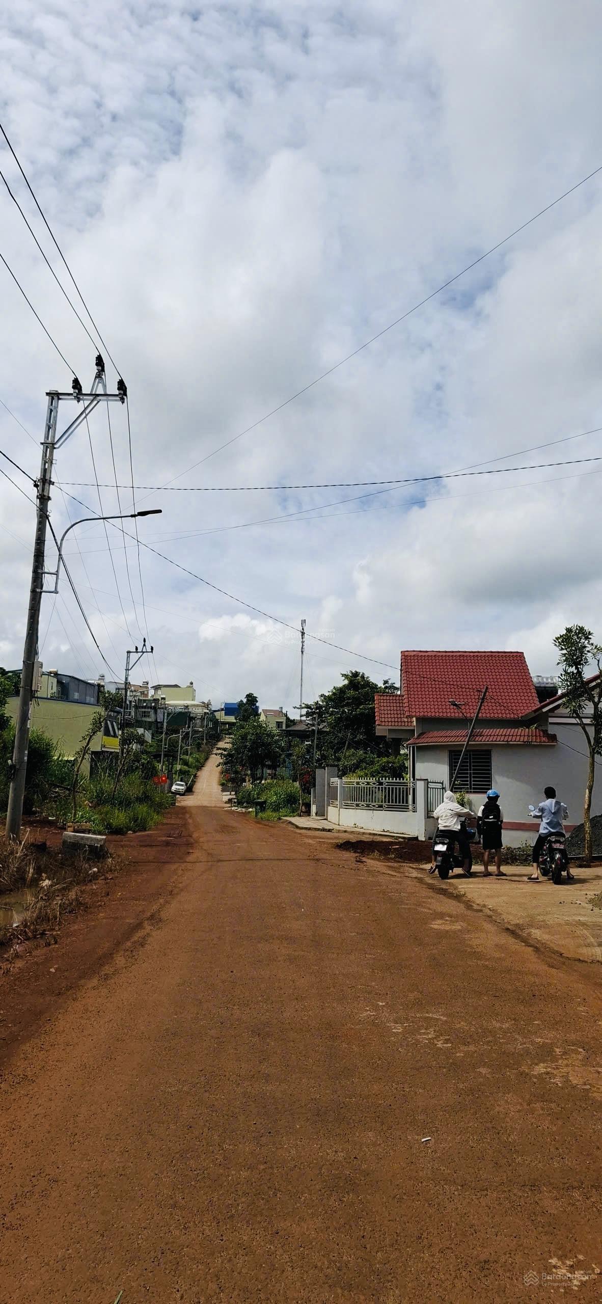 Bán đất biệt thự view hồ thị trấn Đức An, Đắk Nông Bán đất biệt thự view hồ thị trấn Đức An, Đắk Nông