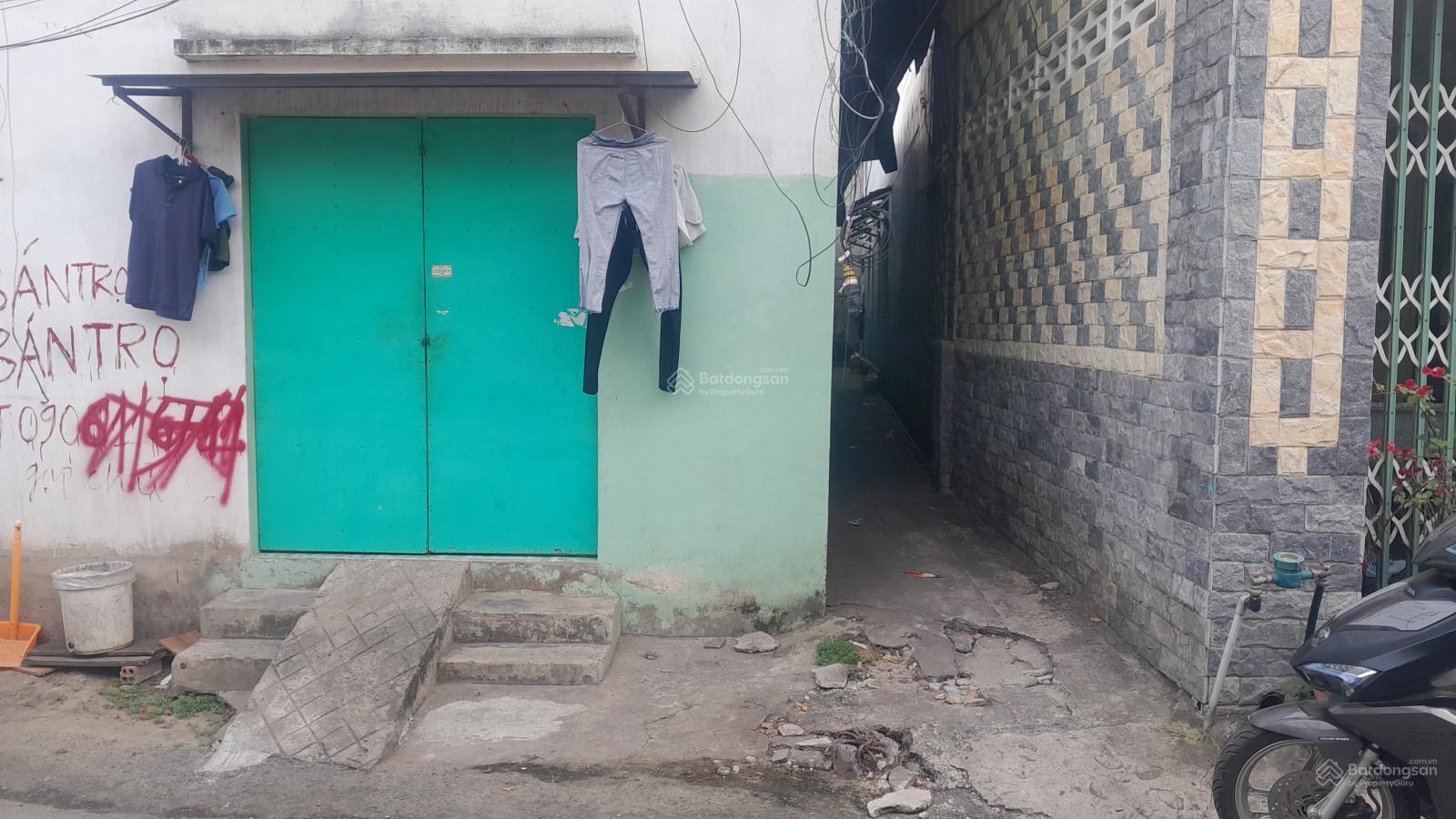 Bán đất tặng dãy trọ có 8 phòng và 1 kiot đang cho thuê Bán đất tặng dãy trọ có 8 phòng và 1 kiot đang cho thuê