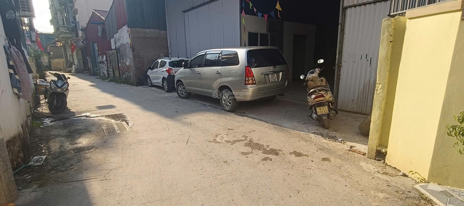 Cho thuê kho xưởng đường Miêu Nha, Tây Mỗ, ngay Cảnh Sát Biển, DT 220m2 xuất VAT, điện 3fa, xe tải