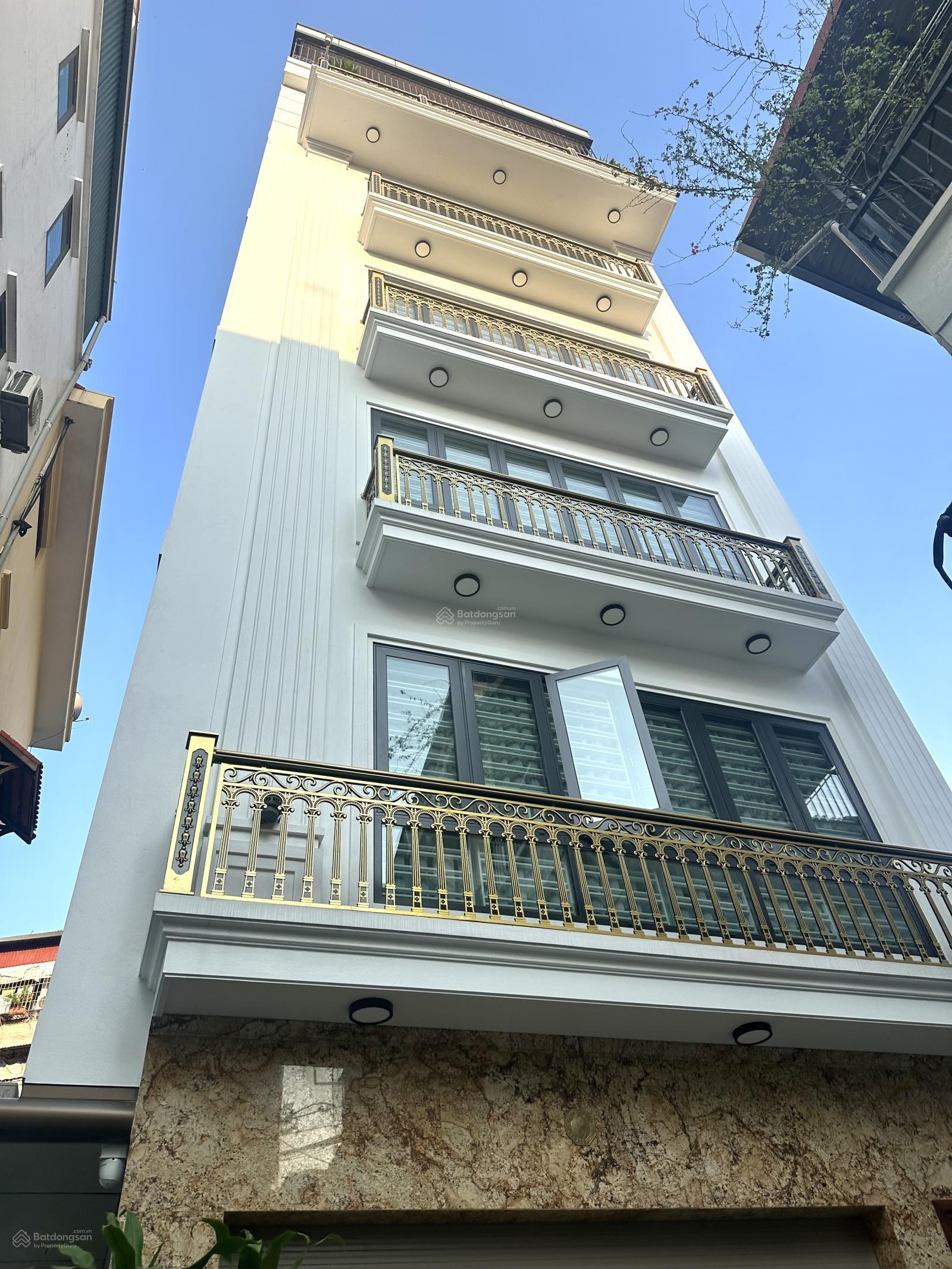 Bán nhà đẹp dân xây giá đầu tư - lô góc 3 thoáng - 63m2 x 7T thang máy gần phố Hoàng Quốc Việt, TCP