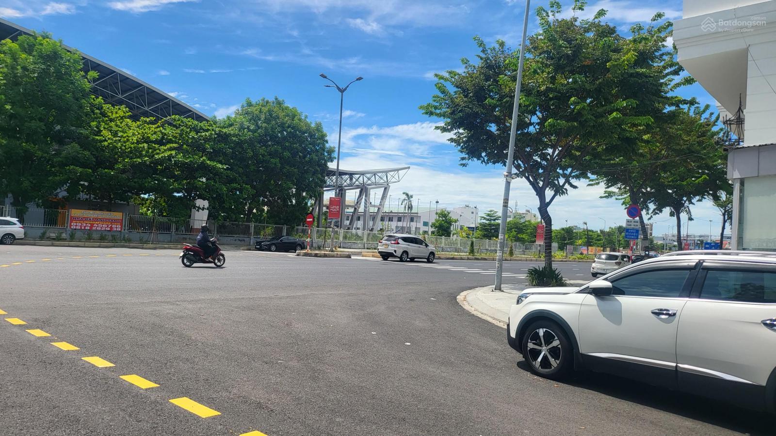 Bán đất tại B1 Hồng Phước, 10 tỷ, 240m2 hàng hot