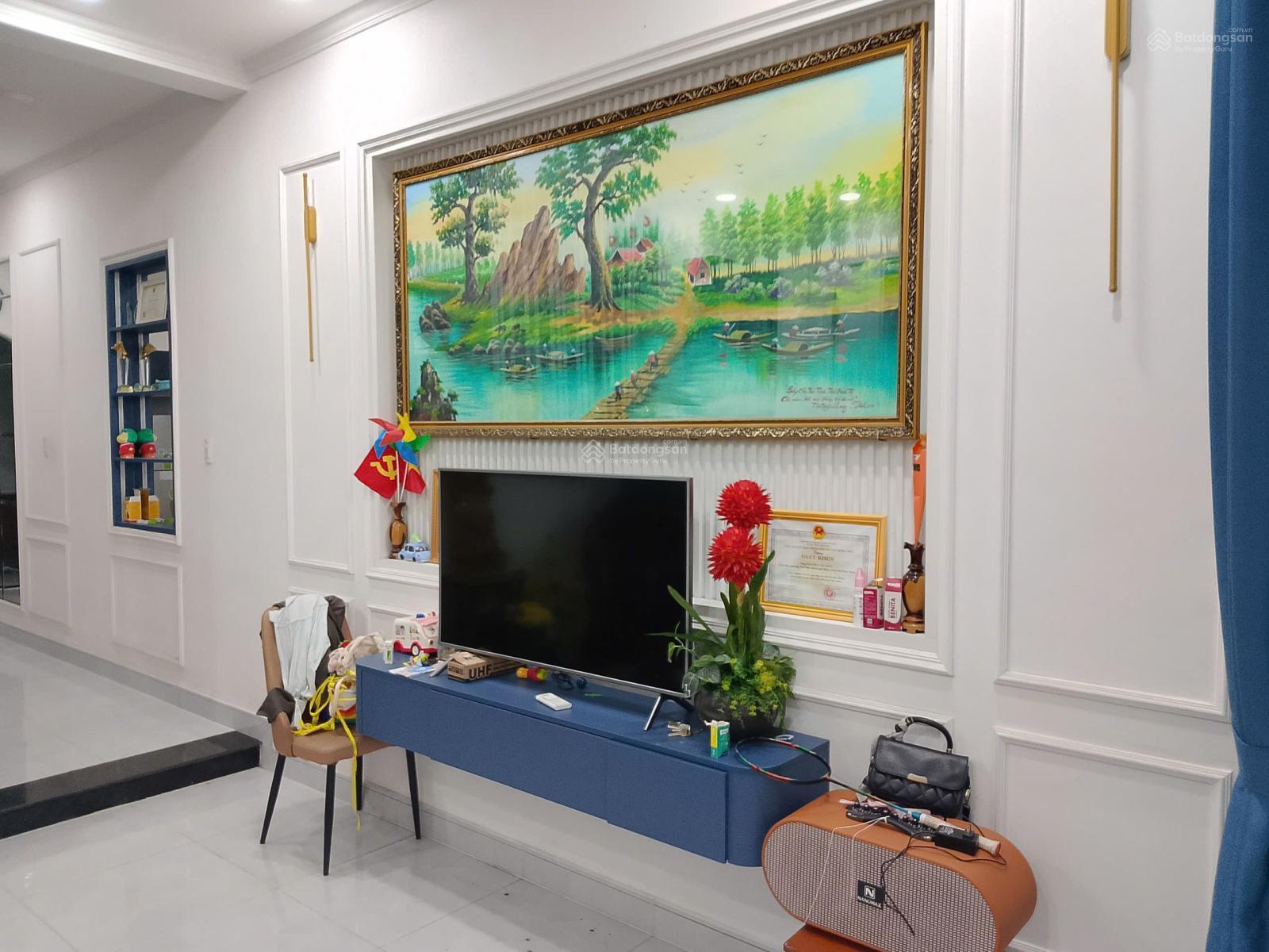 Bán Nhà 1 Trệt 2 Lầu , DTSD : 168m2 - 11 tỷ , 2MT HXH , Phường PLB , Đỗ Xuân Hợp , Q.9 Bán Nhà 1 Trệt 2 Lầu , DTSD : 168m2 - 11 tỷ , 2MT HXH , Phường PLB , Đỗ Xuân Hợp , Q.9