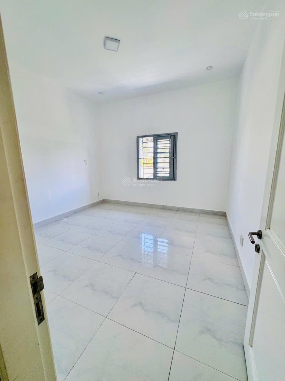 CẦN BÁN GẤP NHÀ(SHR) TL15, 65M2, 3PN, ĐƯỜNG 7M CẦN BÁN GẤP NHÀ(SHR) TL15, 65M2, 3PN, ĐƯỜNG 7M