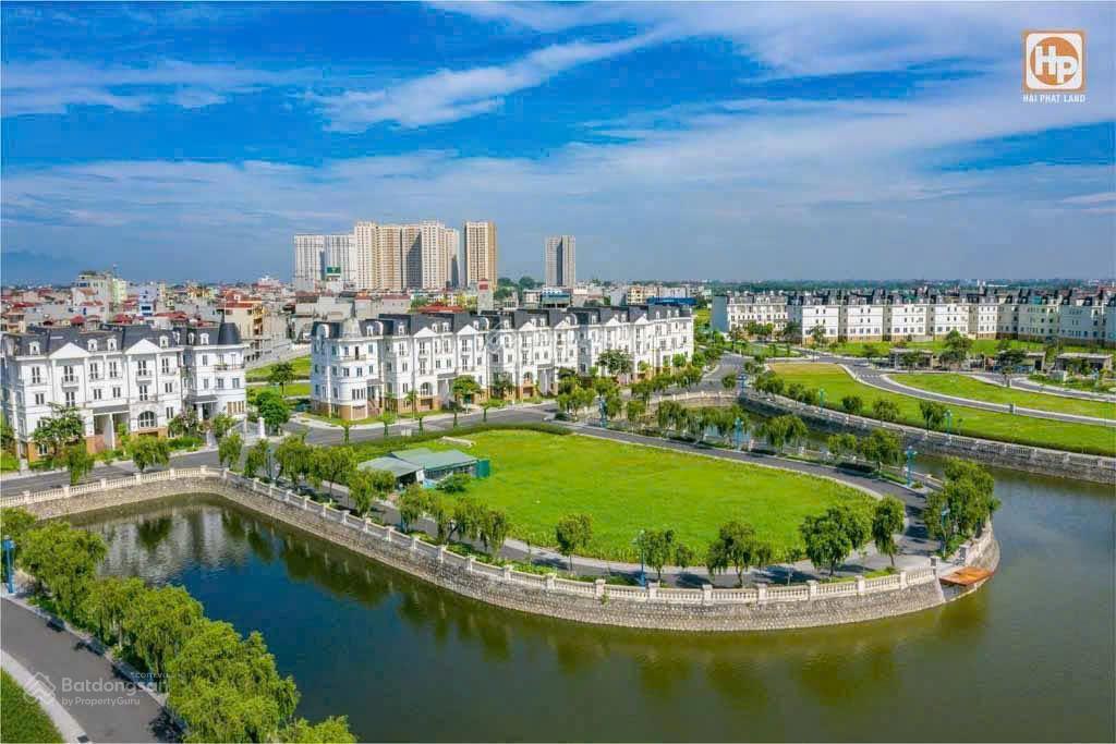 Anh Sếp gửi bán căn Biệt thự Song lập 222m2, sẵn sổ đỏ, giá tốt để đầu tư, dễ khai thác dòng tiền