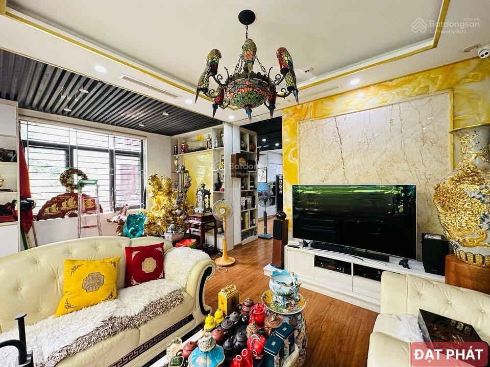 BÁN BIỆT THỰ MỸ ĐÌNH 2 SIÊU HIẾM - DIỆN TÍCH KHỦNG - Ô TÔ DỪNG ĐỖ NGÀY ĐÊM. 400m2 - 115 Tỷ.