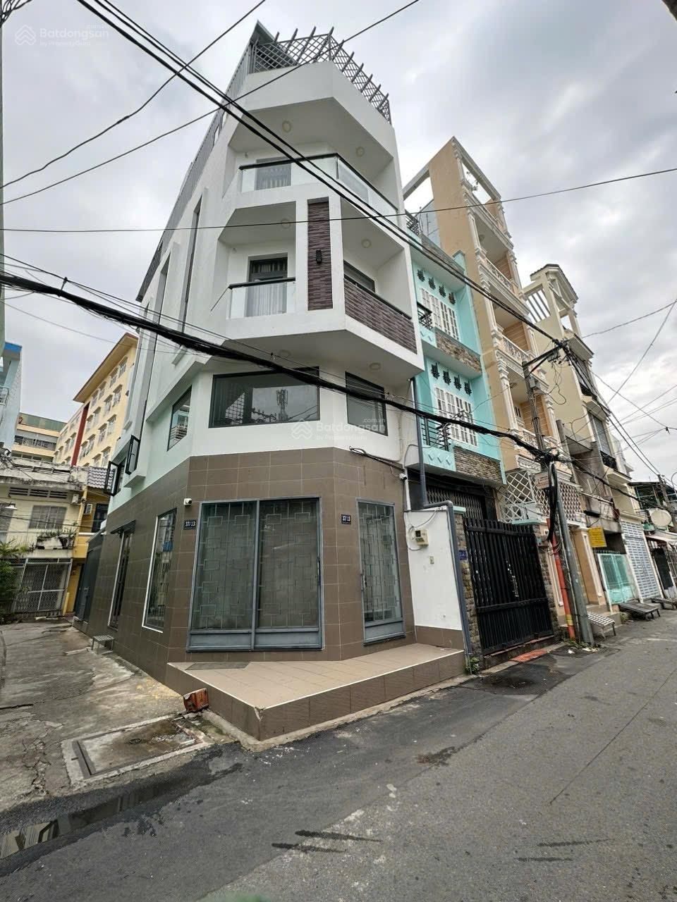 Căn góc hai mặt tiền Trịnh Đình Trọng, Q11. DT 4x14m, 4 lầu, giá 9.2 tỷ Tl