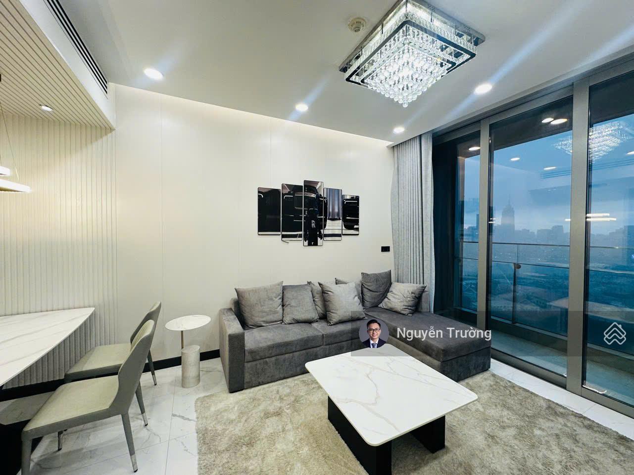 Đây là căn hộ sở hữu view đỉnh nhất Sài Gòn. Mua ngay vì chỉ duy nhất 1 căn chào bán Đây là căn hộ sở hữu view đỉnh nhất Sài Gòn. Mua ngay vì chỉ duy nhất 1 căn chào bán