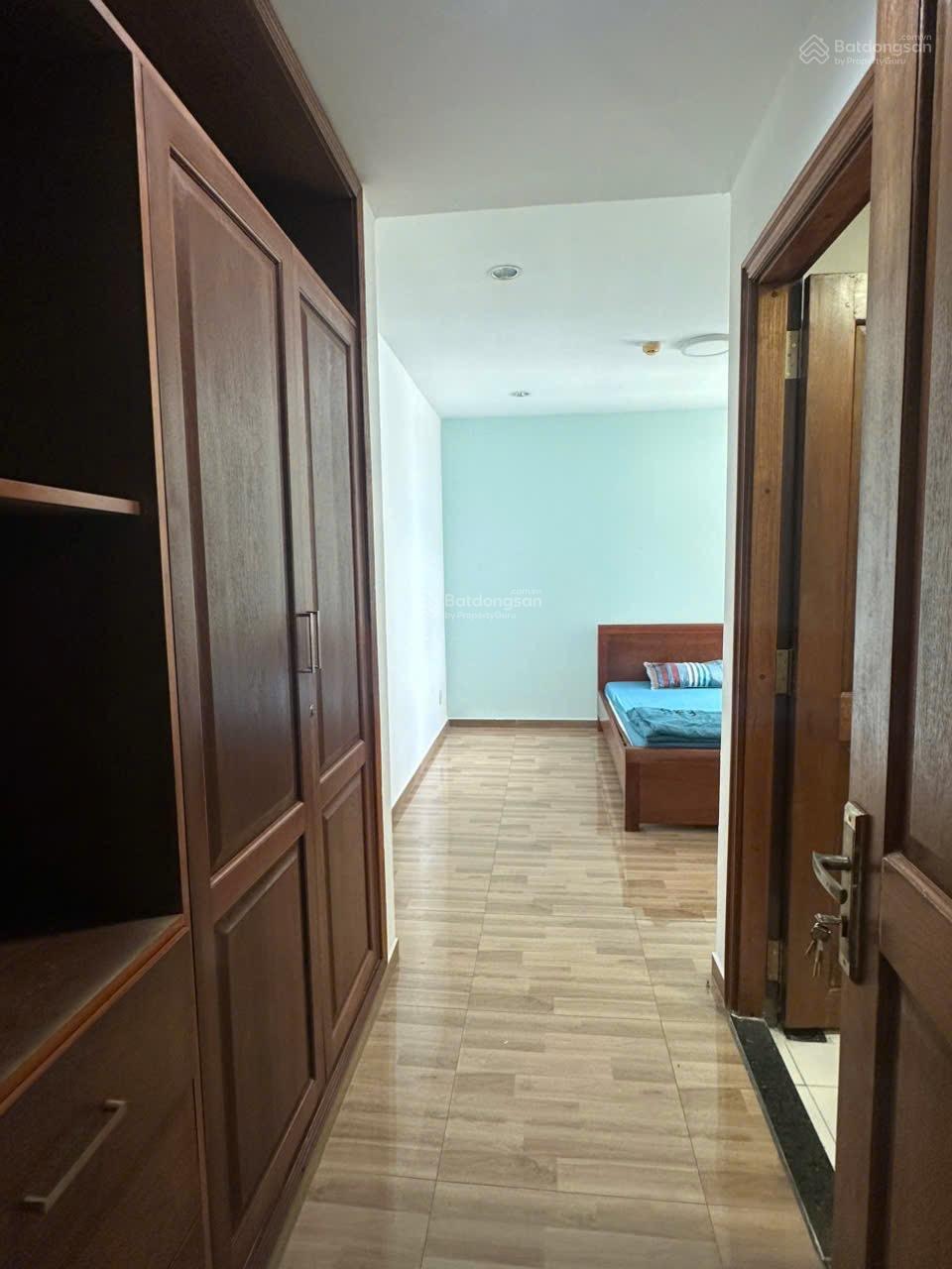 Bán căn hộ chung cư Tây Nguyên Plaza Cần Thơ, 2 phòng ngủ tặng nội thất, đang cho thuê có thu nhập