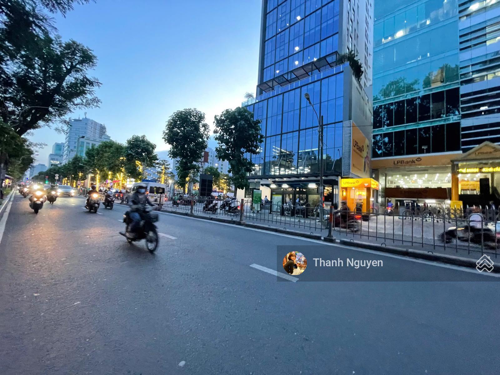 Vị trí siêu đẹp - MT Trường Chinh, Tân Bình - 8x38m, nở hậu 10m - cho thuê 150 triệu/th - giá 60 tỷ