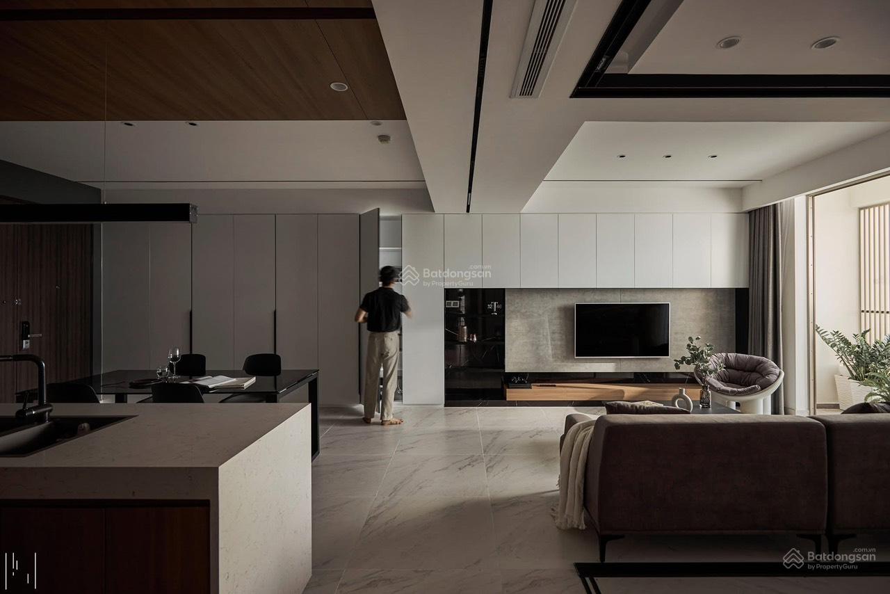 Chủ cần tiền đi nước ngoài cần bán gấp căn hộ 3PN 2WC tại Saigon South giáp Phú Mỹ Hưng - RMIT