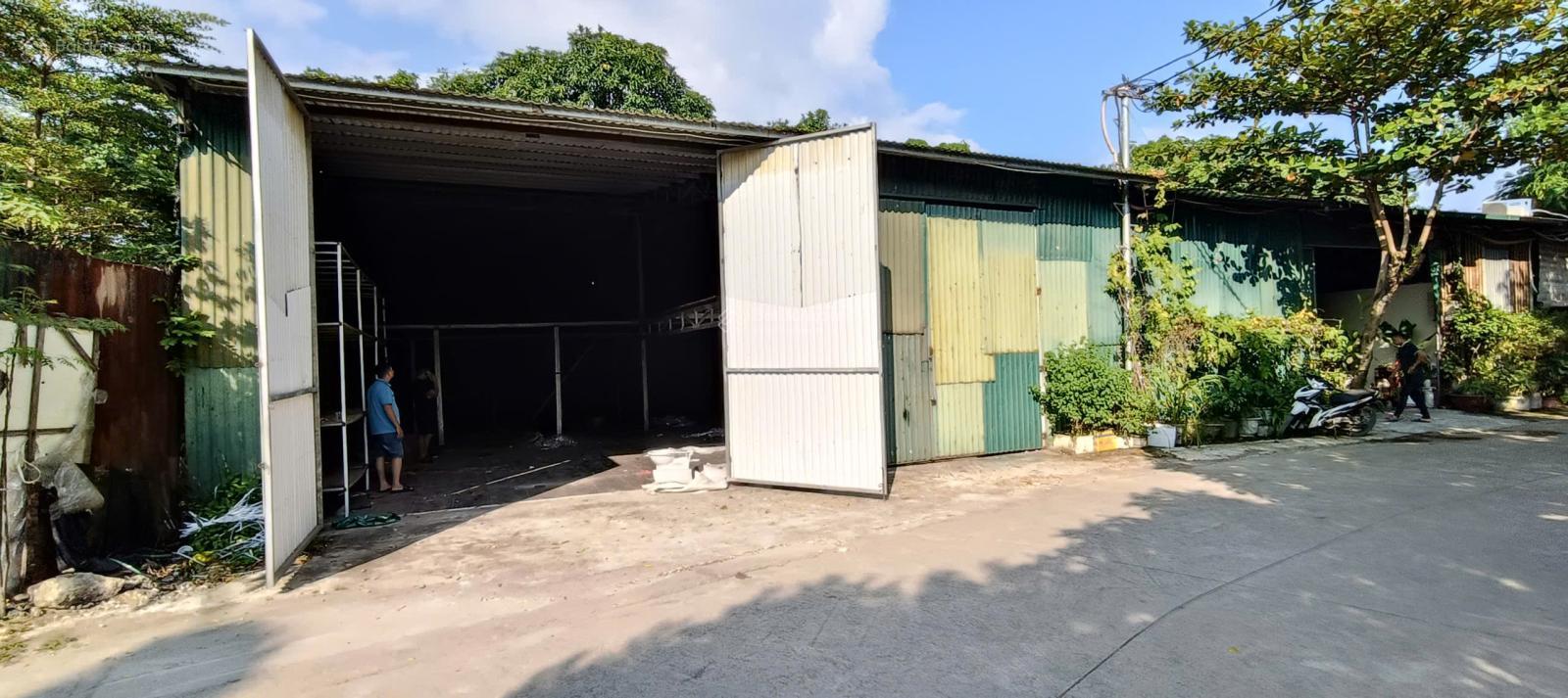 Cho thuê kho xưởng đường Sa Đôi, Đại Mỗ, DT 360m2 - 210m2 - 150m2, điện 3fa, nước sạch, xe công vào