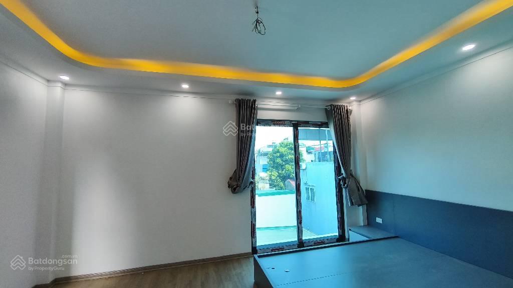 Bán nhà Ỷ La 35m2, 5 tầng. Giá nhỉnh 4 tỷ đẹp nhất Dương Nội ngõ thông