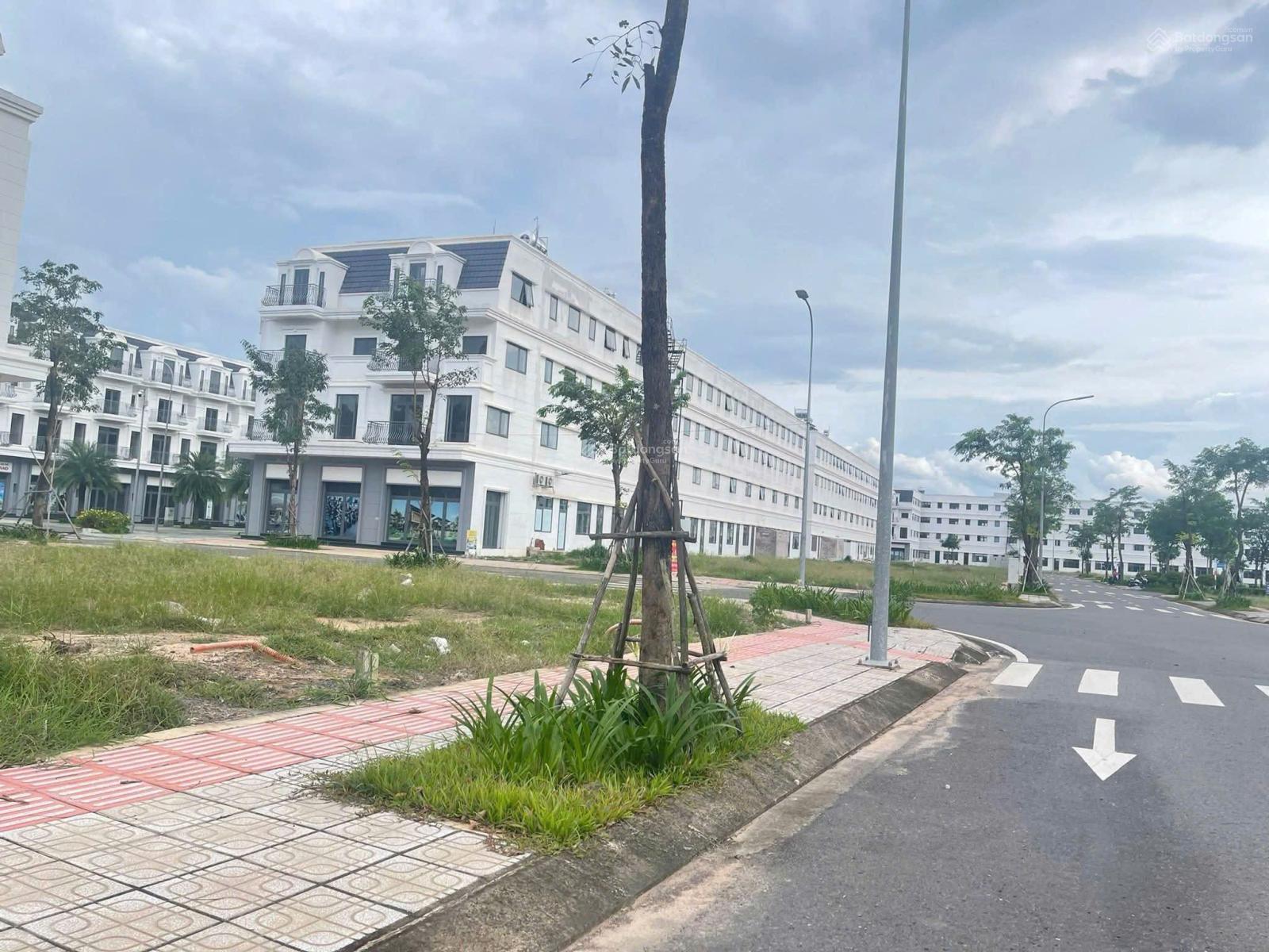 CƠ HỘI ĐẦU TƯ ĐẤT NGAY SÂN BAY QUỐC TẾ LONG THÀNH , BÁN 120M2 ĐẤT DỰ ÁN STC , GIÁ 3 TỶ 8 , SHR ! CƠ HỘI ĐẦU TƯ ĐẤT NGAY SÂN BAY QUỐC TẾ LONG THÀNH , BÁN 120M2 ĐẤT DỰ ÁN STC , GIÁ 3 TỶ 8 , SHR !