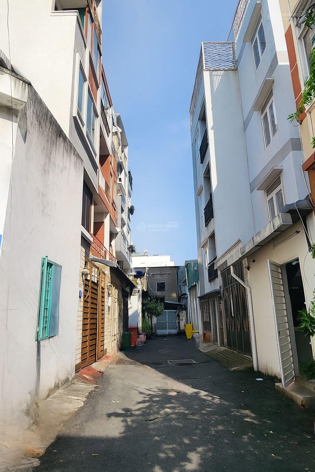 Nhà B HXH 1/ ôtô vôNhà, Sát MTiền, CTYland, EMART, PV Đồng, ĐH Văn Lang* 54m2 *3 Tầng * Zá 7,95 tỷ