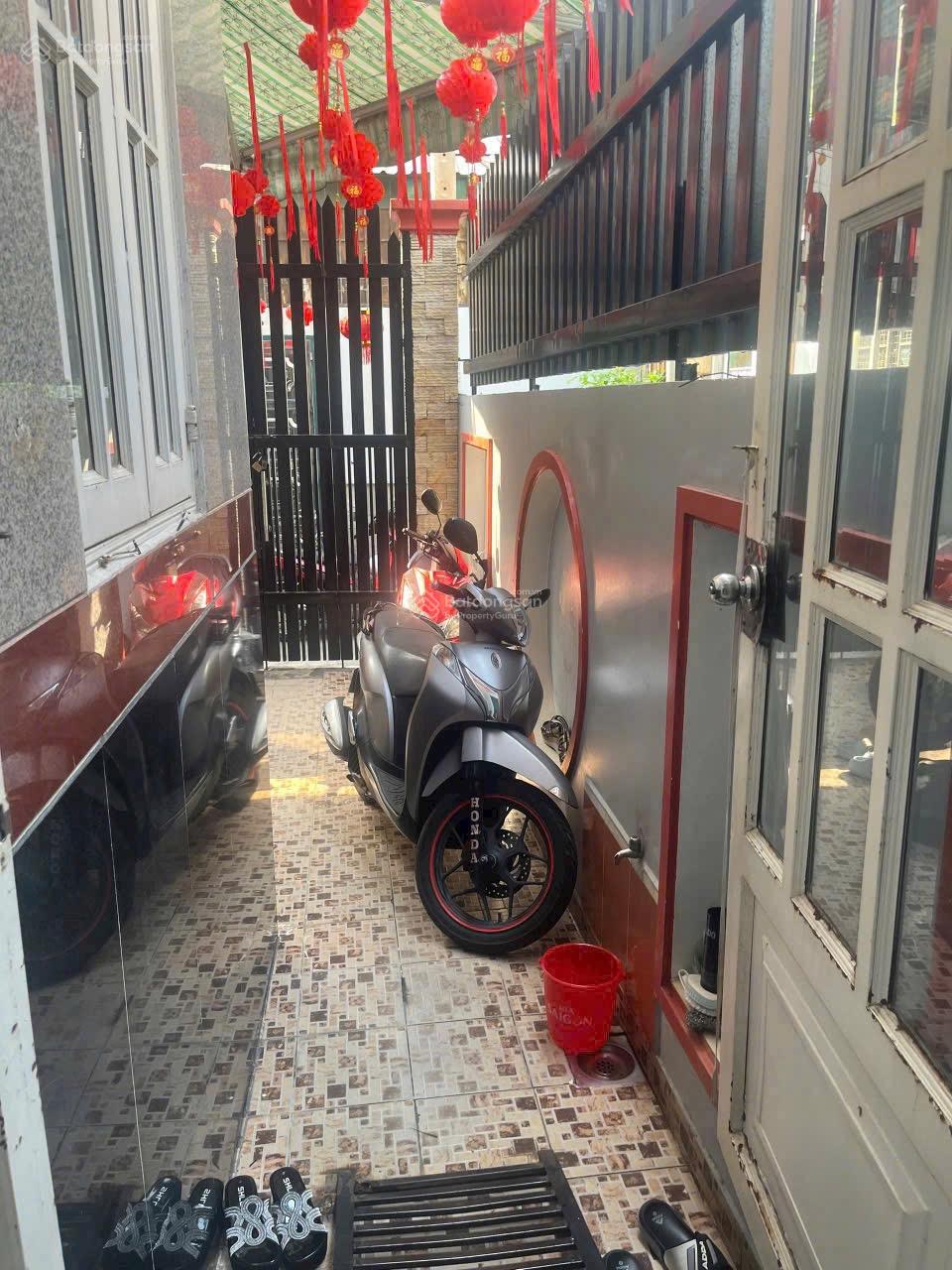 Bán nhà căn góc 4 tầng, ngang 6.2m, Bông Sao, P5, Q8 gần chợ Bùi Minh Trực Bán nhà căn góc 4 tầng, ngang 6.2m, Bông Sao, P5, Q8 gần chợ Bùi Minh Trực