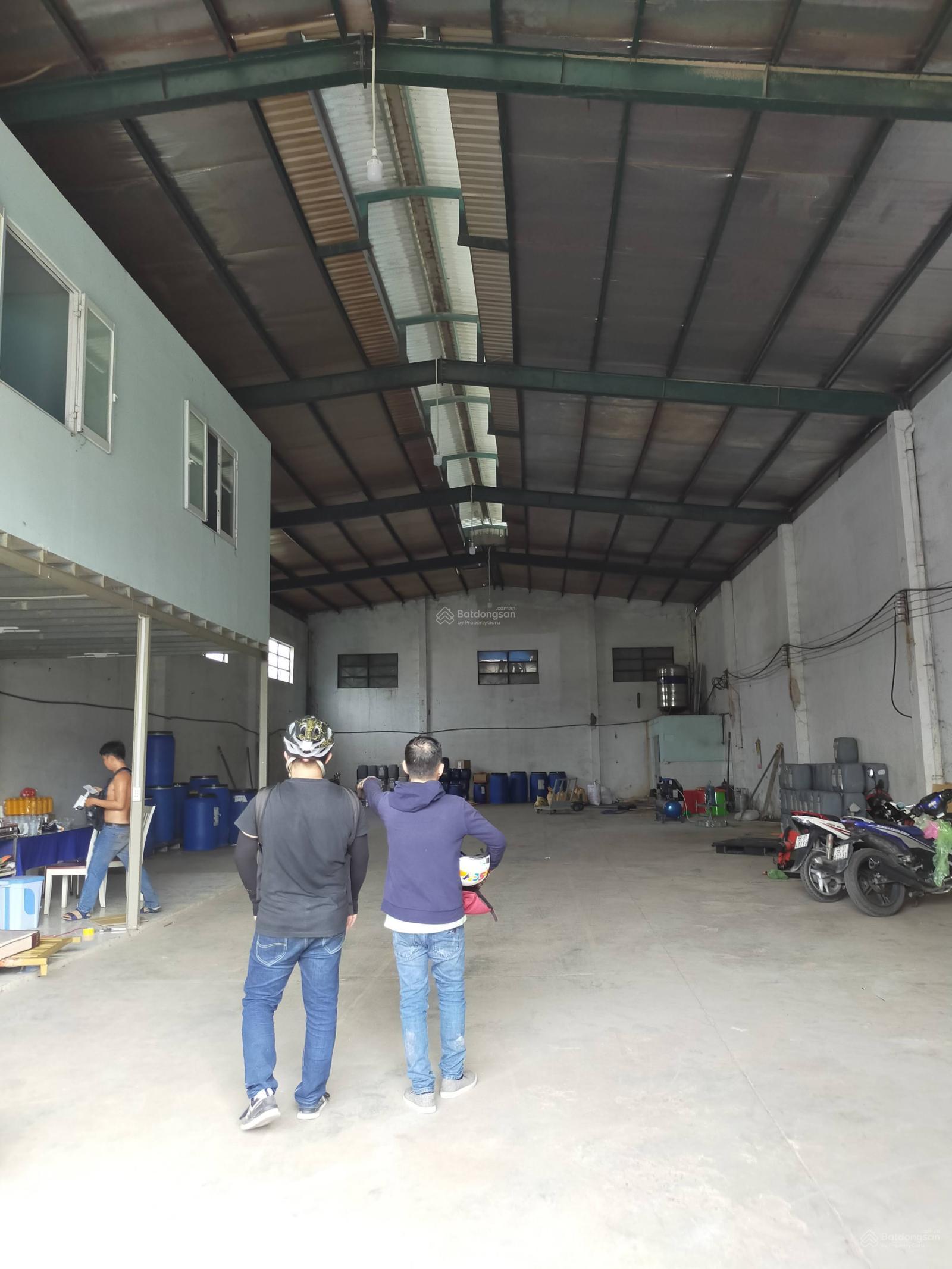 Cho thuê kho xưởng 520m2 - 55 triệu/th, đường Lạc Long Quân