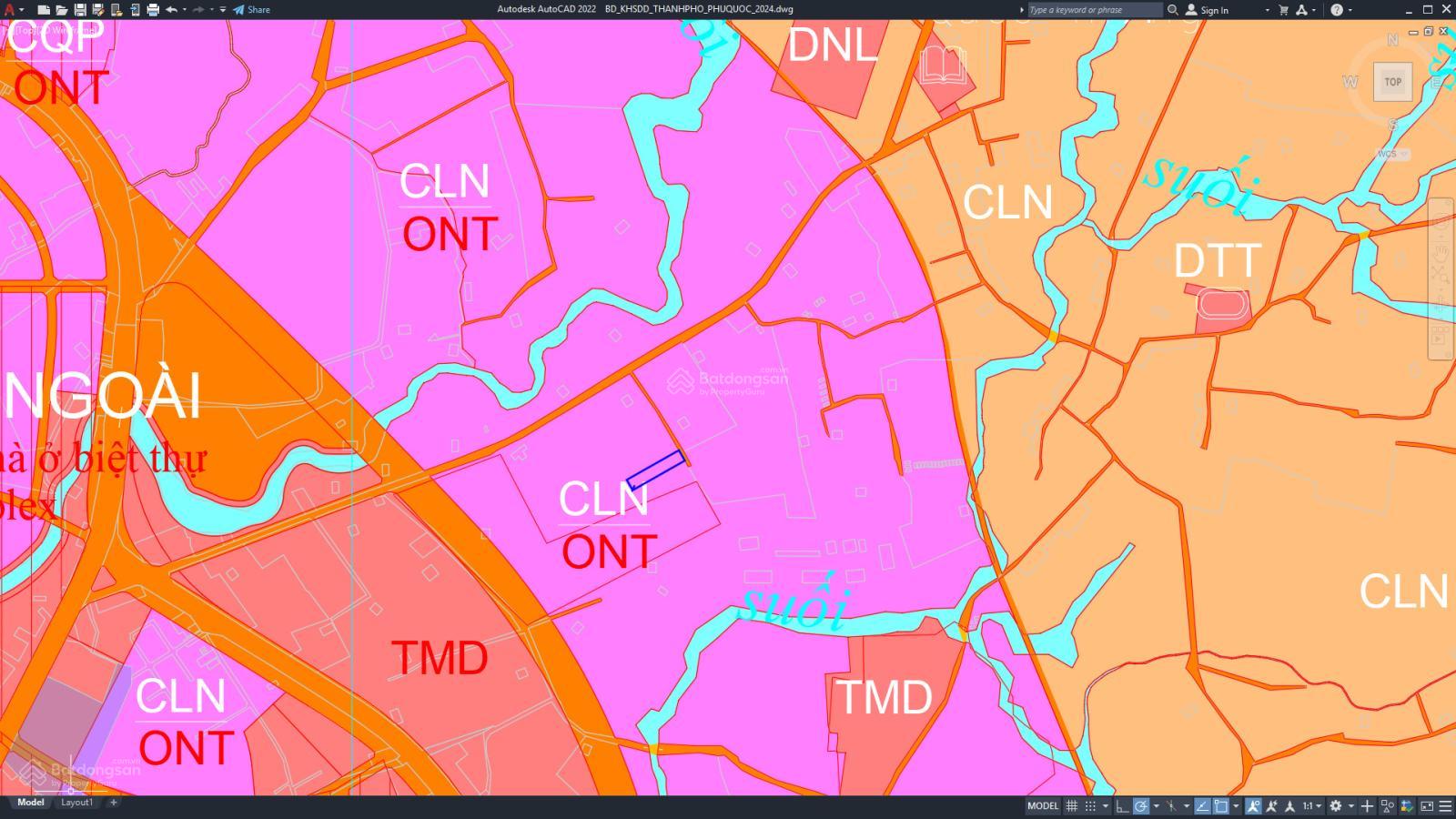 Bán lô đất ở 500m2 ngay đầu đường Cây Thông Trong, sát trung tâm. Đường lưu thông, thể hiện trên sổ