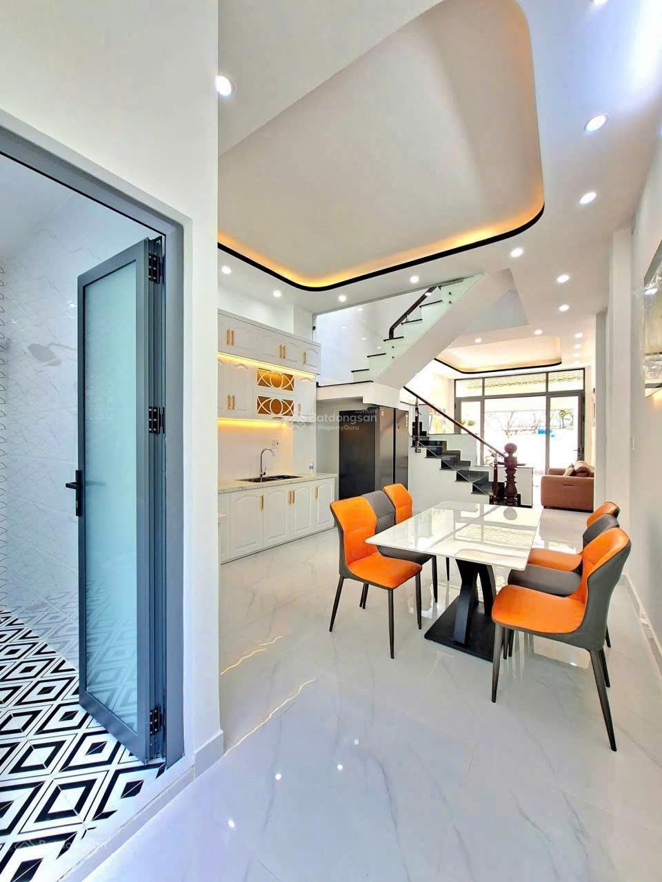 Bán nhà riêng hẻm ô tô Huỳnh Tấn Phát, 7,49 tỷ, 60m2, 4PN, 5WC, giá tốt 0934 132 ***