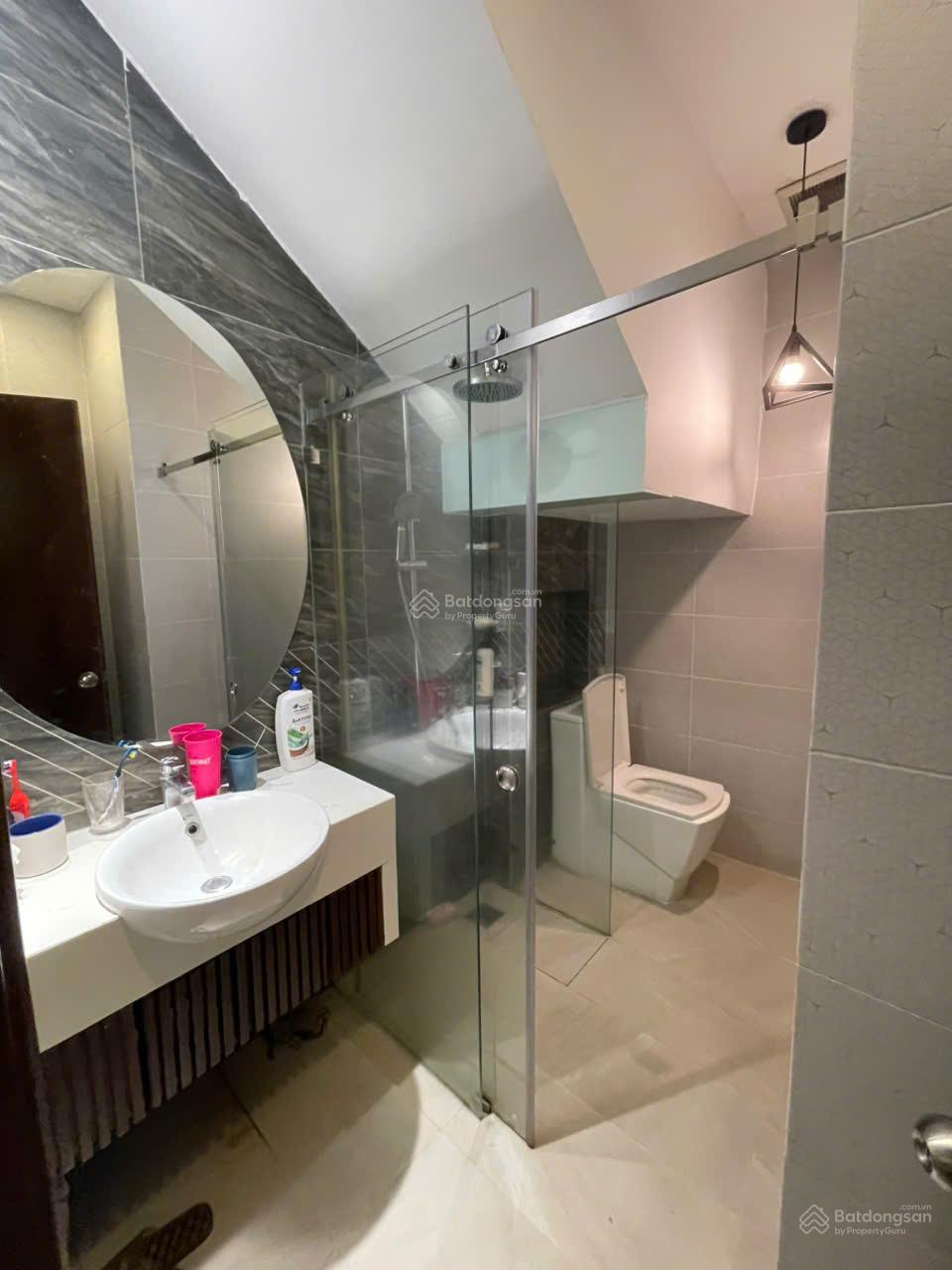 Nhà phố liền kề 75m2(5x15)m bán đẩy đủ nội thất xịn 10.5 tỷ - LH xem nhà 0931 769 ***