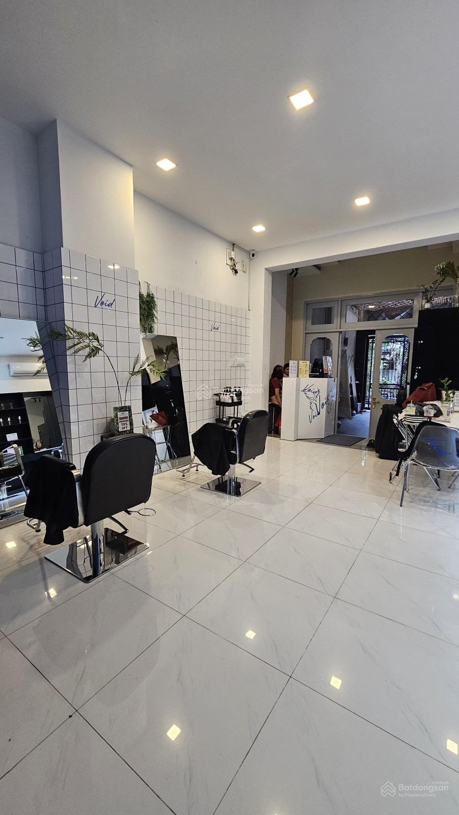 Bán nhà mặt tiền Thảo Điền Quận 2, 4 lầu, 100m2 ngang hơn 6m chỉ 41,5 tỷ