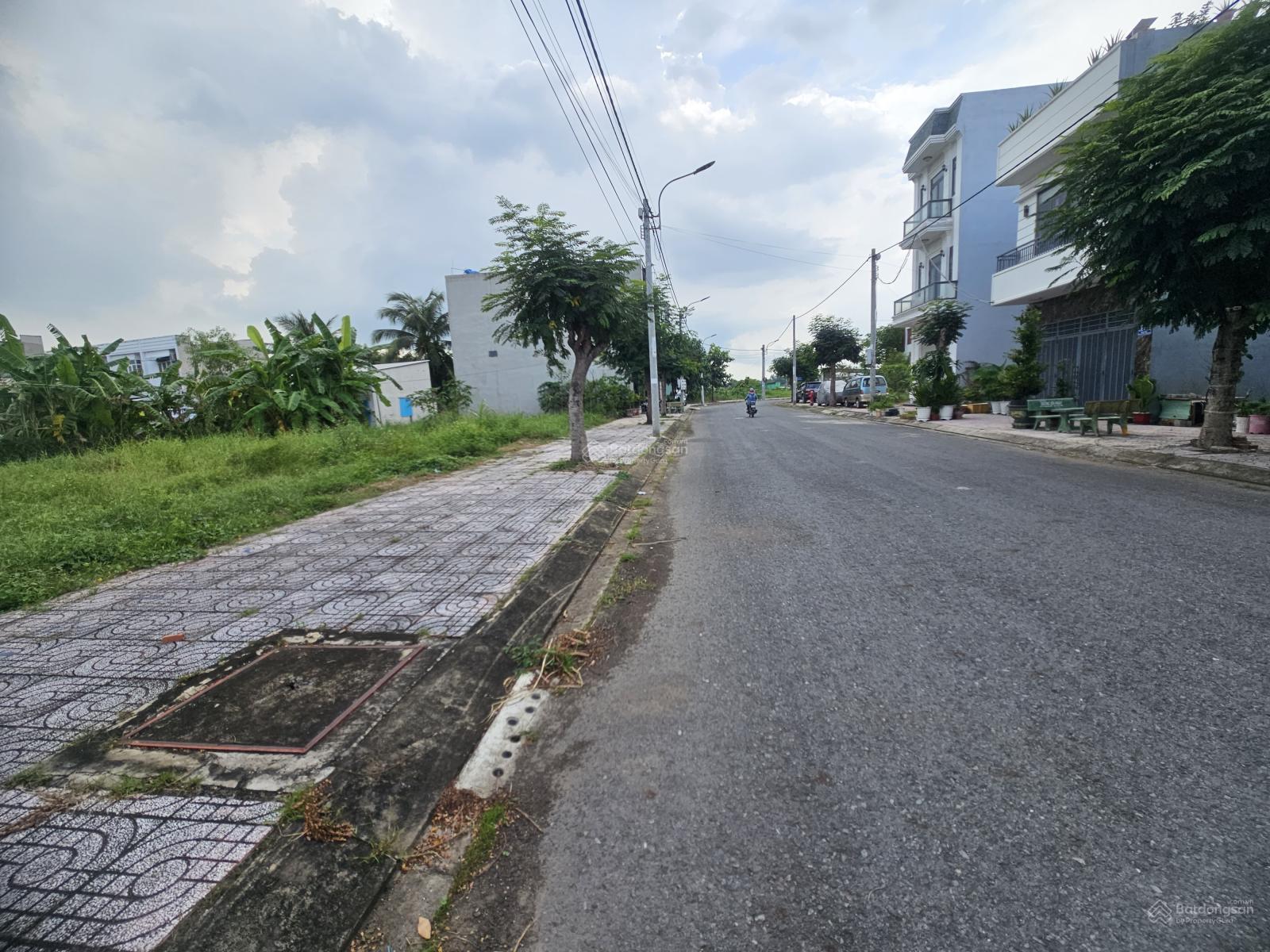 Lô 110m2 ngang 7m nở hậu, xây nhà cực đẹp gần Đường 835B, Xã Phước Lý, Cần Giuộc, Long An, 1.24tỷ