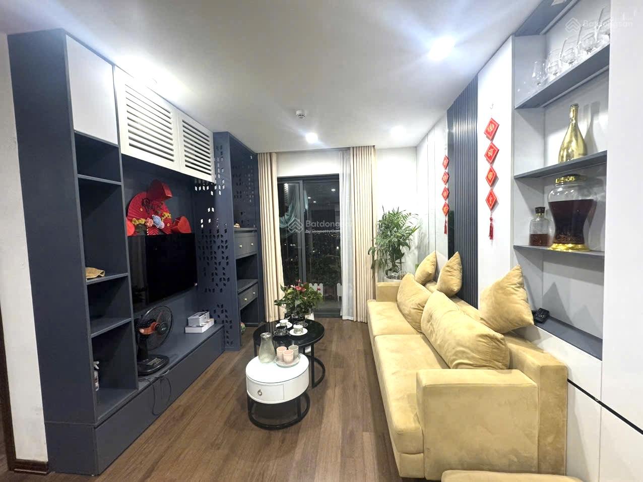 Cần tiền giảm ngay 200 triệu bán nhanh căn 69.9m2 toà Thăng Long Capital, sẵn sổ, cạnh Vinsmart