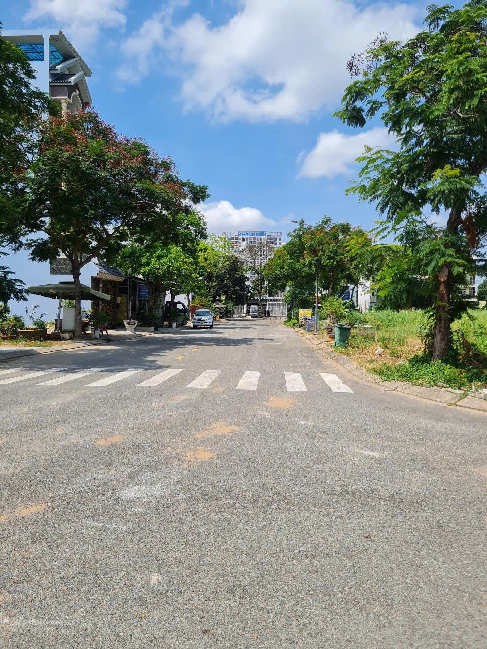 Bán nền biệt thự dự án Khang Điền - 160m2 - Giá 56 triệu/m2