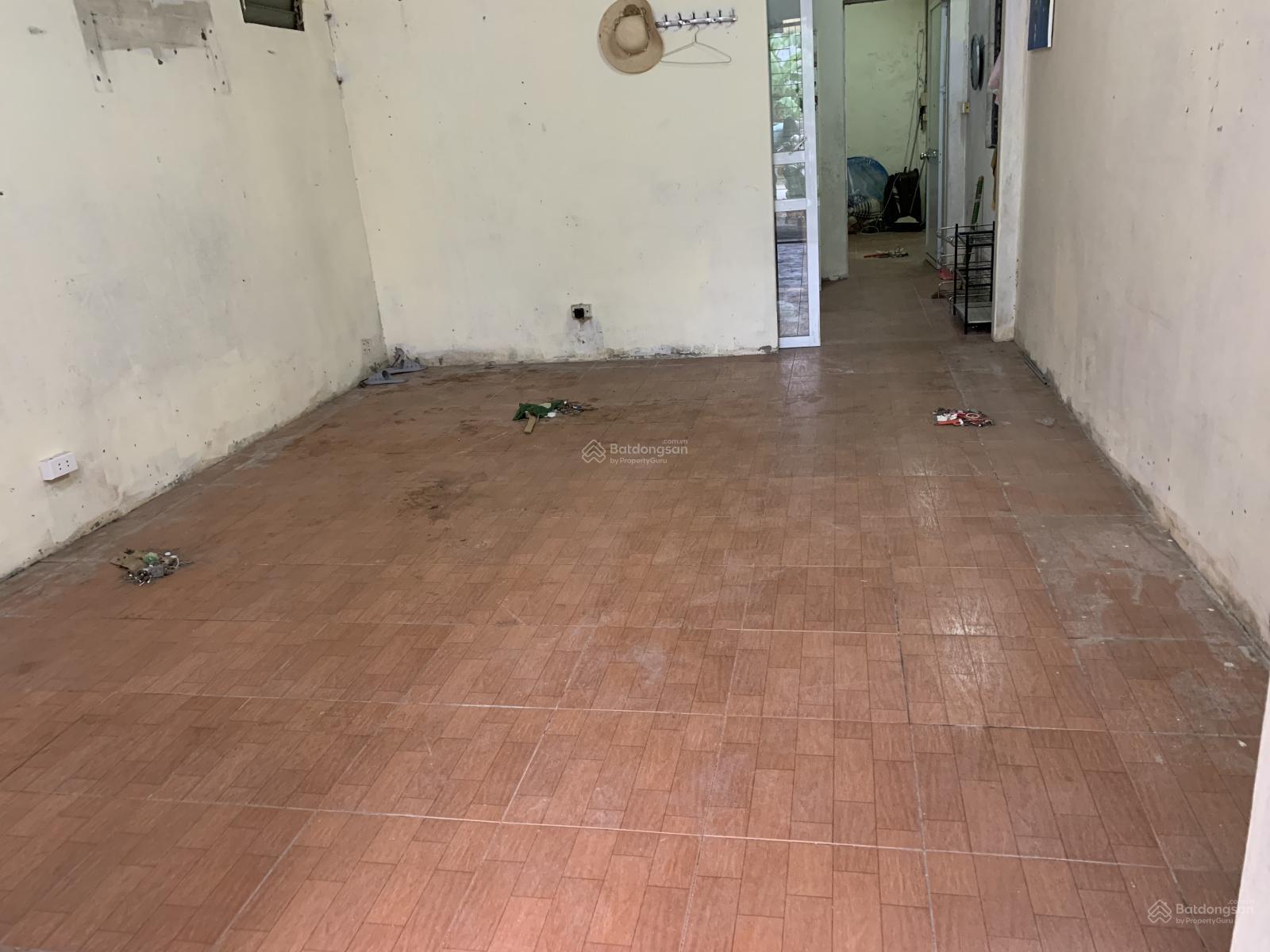 Cho thuê nhà cấp 4, gần OCP1 Gia Lâm dtich 100m2, mặt ngõ oto thông, sân để 2 oto, giá mềm Cho thuê nhà cấp 4, gần OCP1 Gia Lâm dtich 100m2, mặt ngõ oto thông, sân để 2 oto, giá mềm