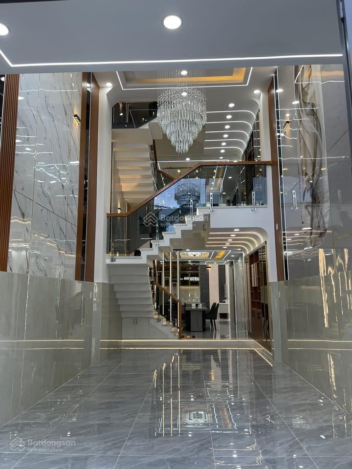 Bán nhà đẹp đường Trung Mỹ Tây 9 phường Trung Mỹ Tây Quận 12