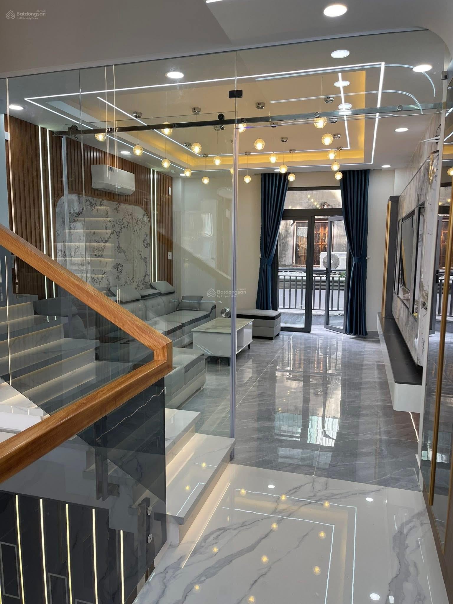 Bán nhà đẹp đường Trung Mỹ Tây 9 phường Trung Mỹ Tây Quận 12