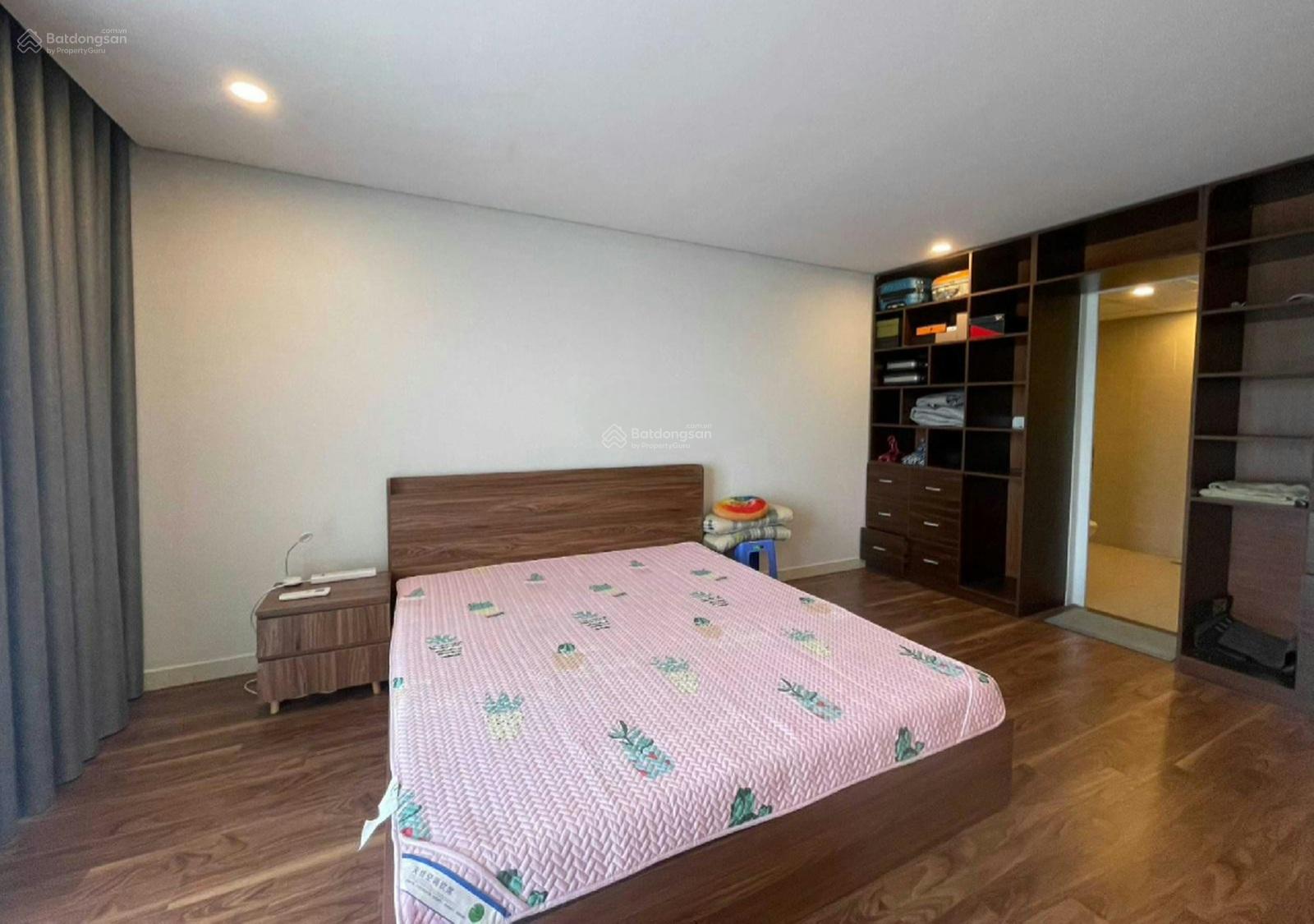 Cho thuê căn hộ 3PN giá 16 tr/tháng, tại 165 Thái Hà - Sông Hồng Park View Cho thuê căn hộ 3PN giá 16 tr/tháng, tại 165 Thái Hà - Sông Hồng Park View