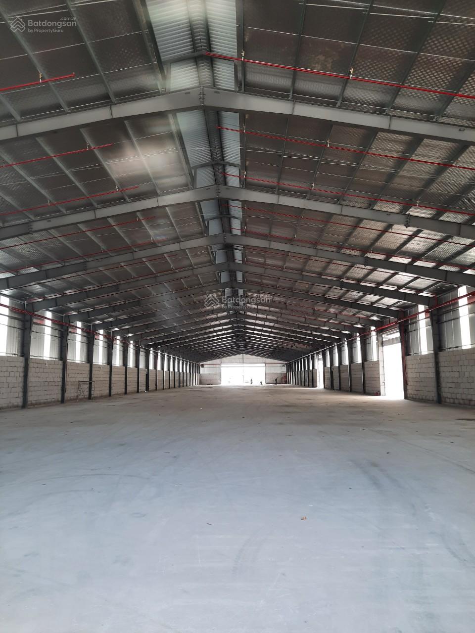 Cho thuê kho trong khu CN Tân Tạo - nhà xưởng: 1.900m2 - Giá: 120 nghin/m2 xưởng