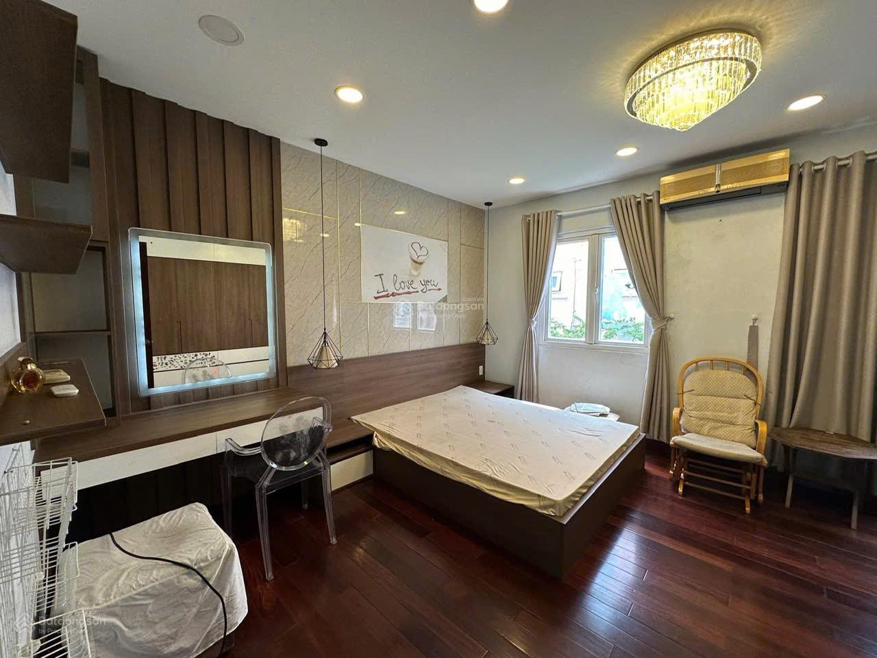 Bán căn nhà phố Mega Ruby nhà hoàn thiện nội thất đã có sổ giá 10 tỷ