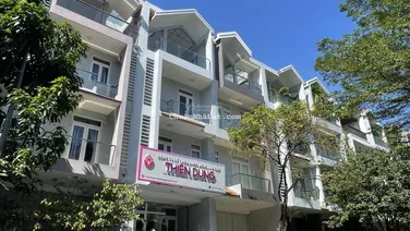 Cho Thuê Tầng Trệt và tầng 1 Trong Nhà Nguyên Căn Khu Himlam Tân Hưng Q7, DT:200m2,Full nội thất VP