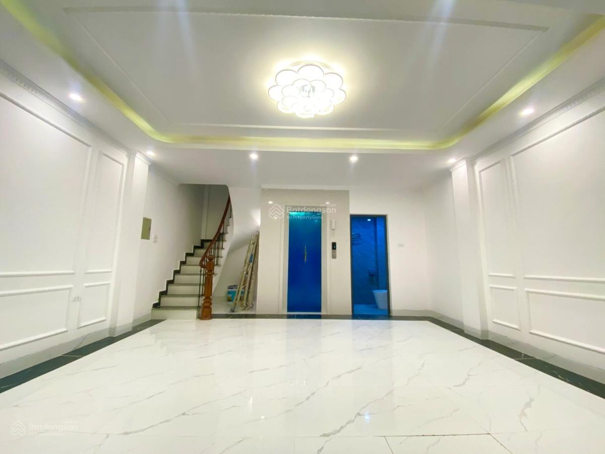 Bán nhà phố Vũ Thạnh, ba gác KD, ở sướng 42m2 * 5T MT 4.2m giá: 10.5tỷ TL