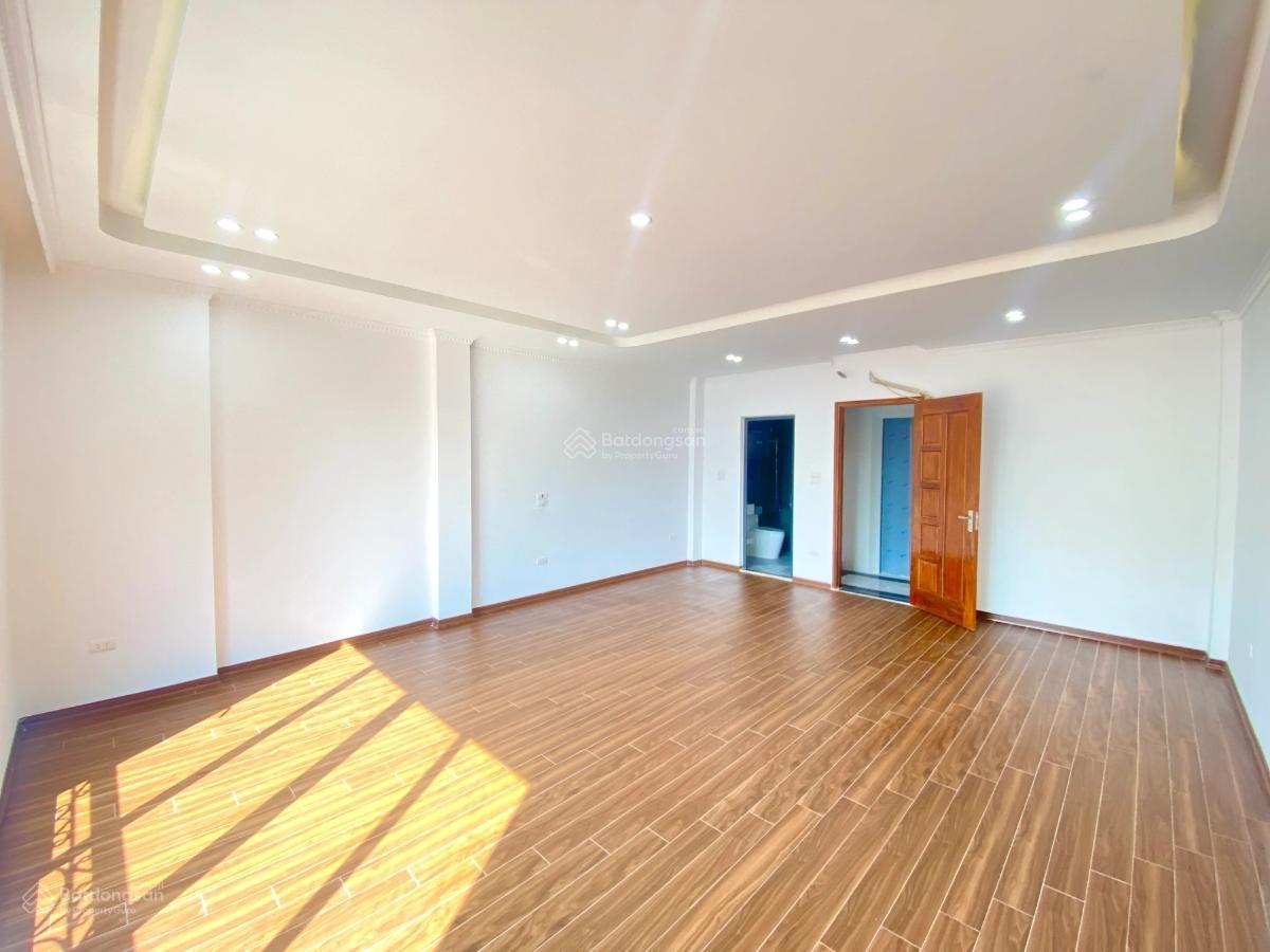 Bán nhà phố Vũ Thạnh, ba gác KD, ở sướng 42m2 * 5T MT 4.2m giá: 10.5tỷ TL